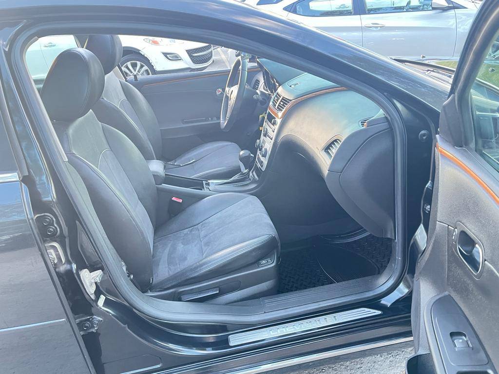 /rahmanmotors/2012-Chevrolet-Malibu-15796969704133113.jpg