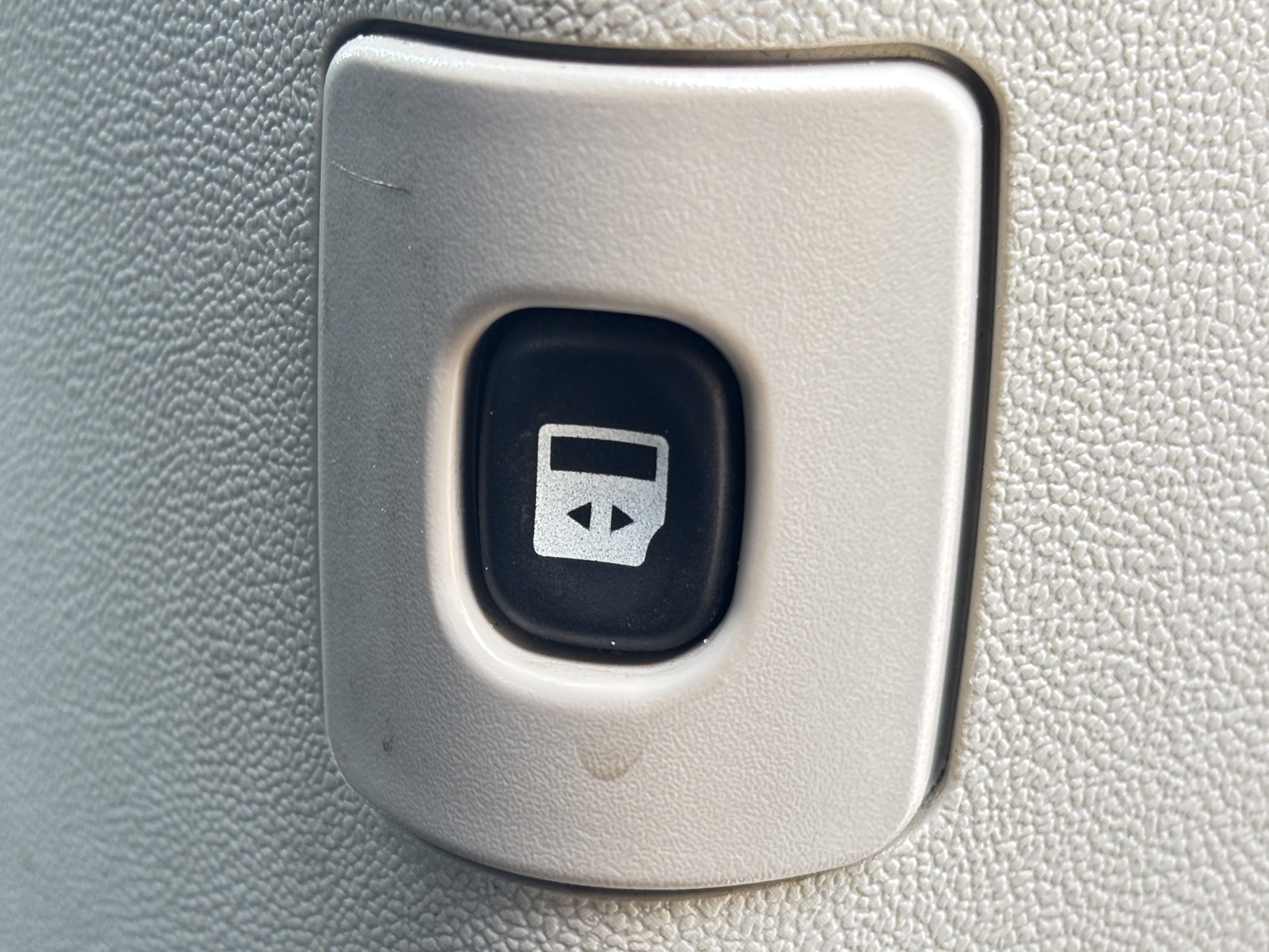 /rahmanmotors/2012-Dodge-GrandCaravan-1378859490767117.jpg