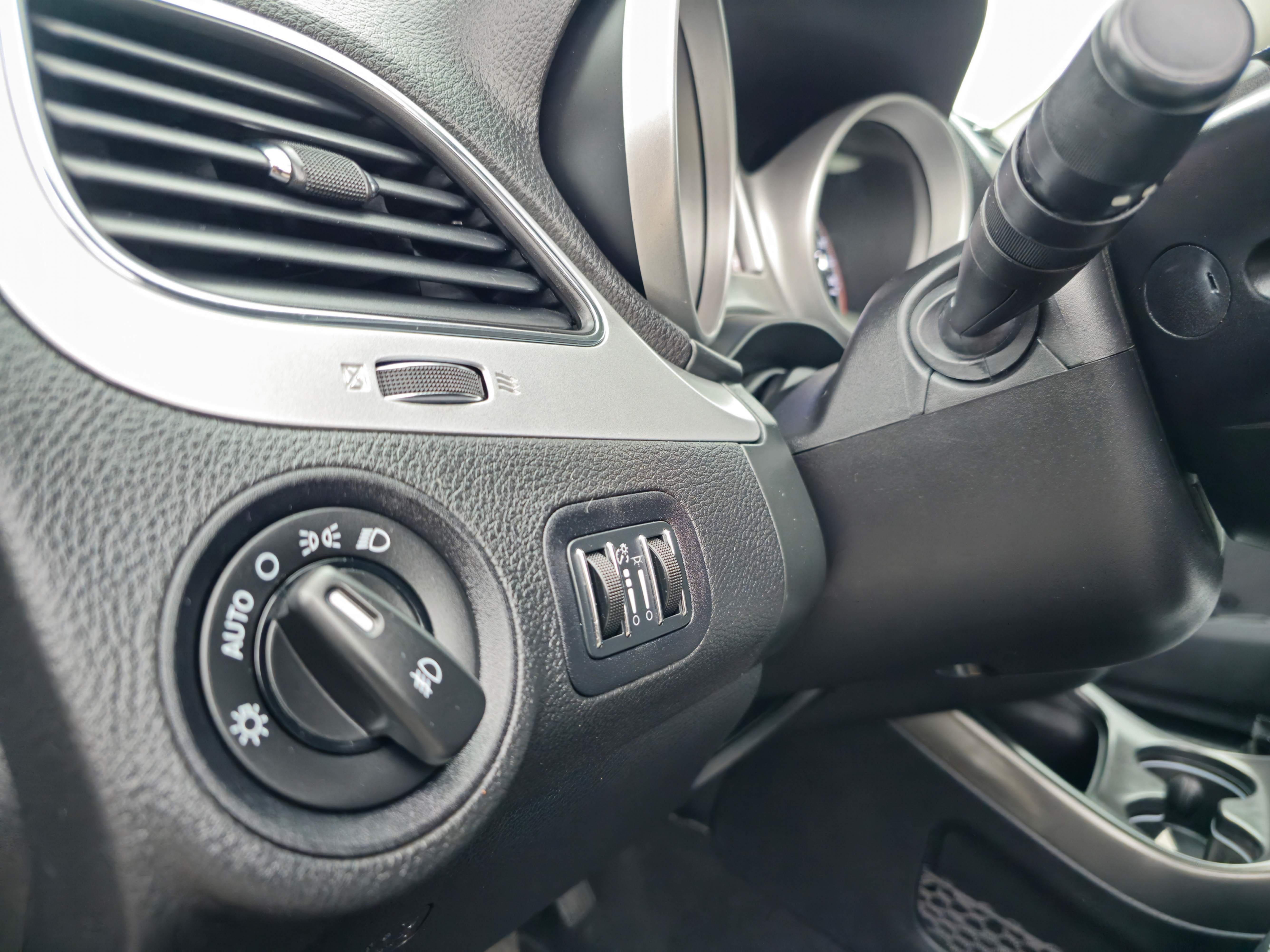/rahmanmotors/2012-Dodge-Journey-07889524240425749.jpg