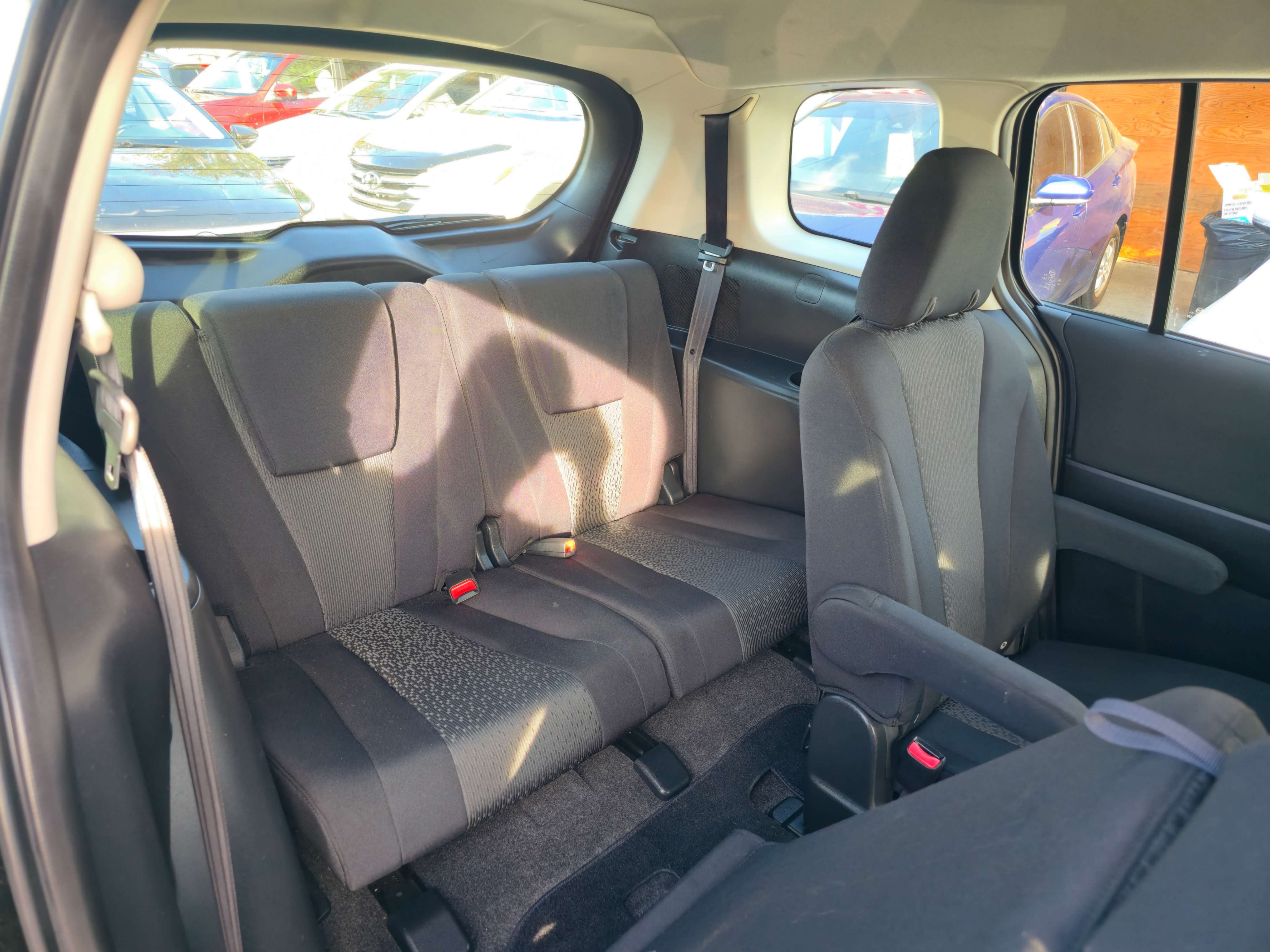 /rahmanmotors/2012-Mazda-Mazda5-64942293158435.jpg