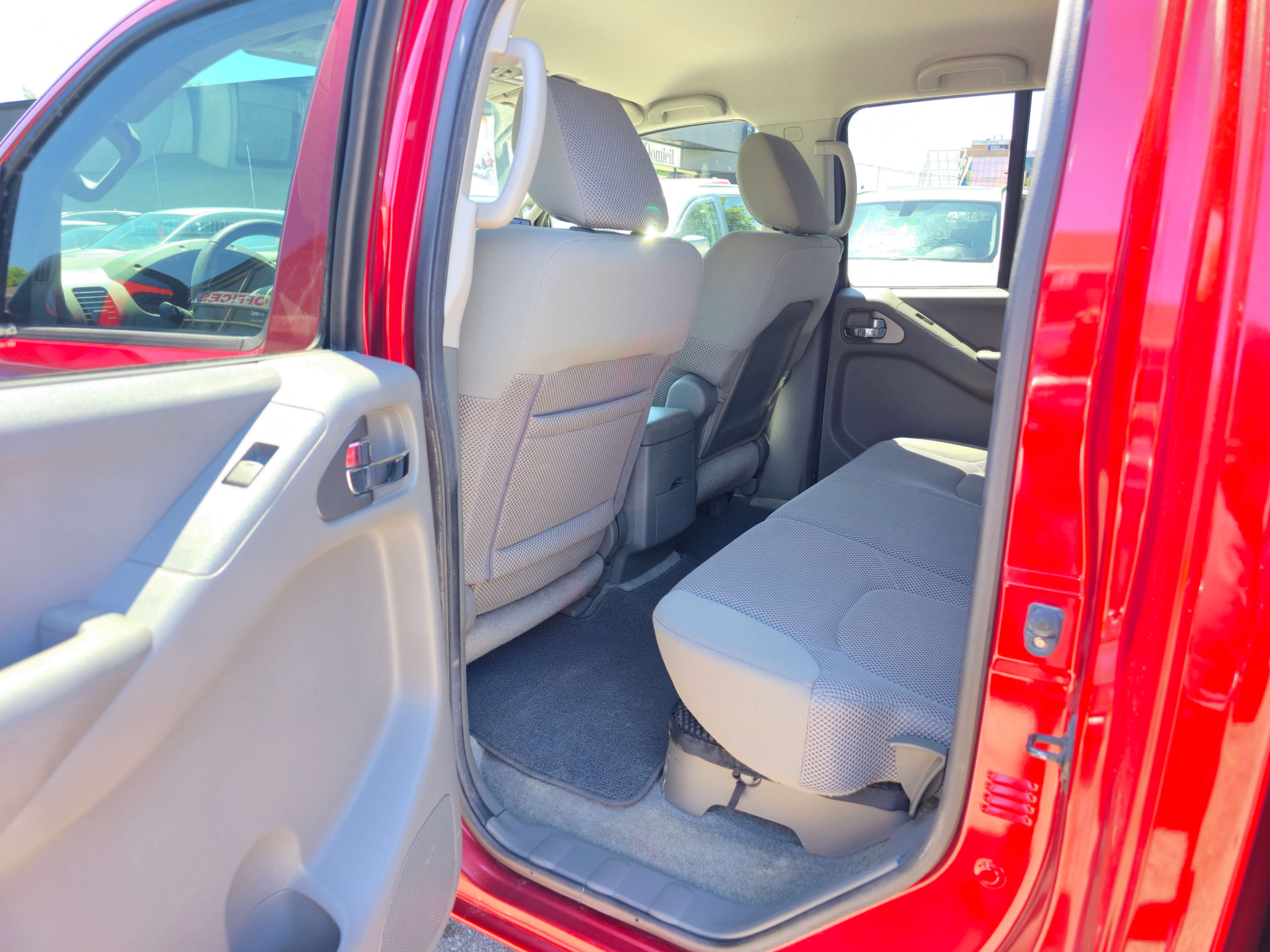 /rahmanmotors/2012-Nissan-Frontier-08816217746056632.jpg