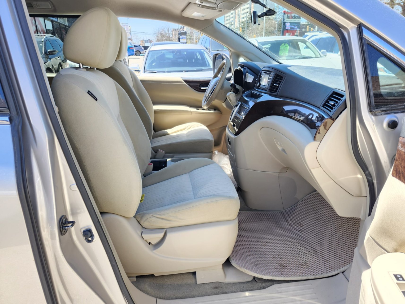 /rahmanmotors/2012-Nissan-Quest-6609479430440481.jpg