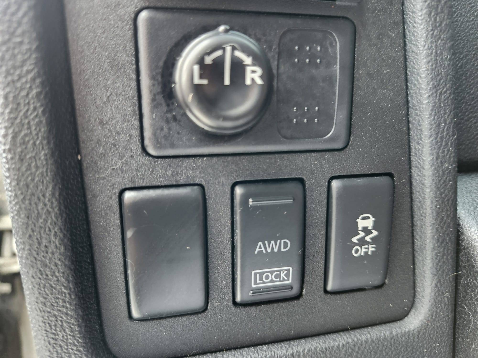 /rahmanmotors/2012-Nissan-Rogue-8841799256816456.jpg