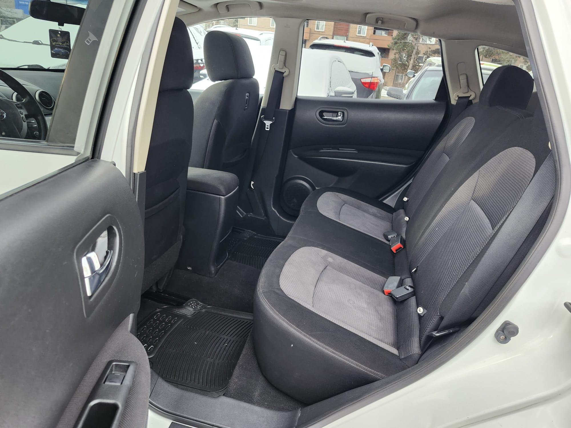 /rahmanmotors/2012-Nissan-Rogue-936943084385353.jpg