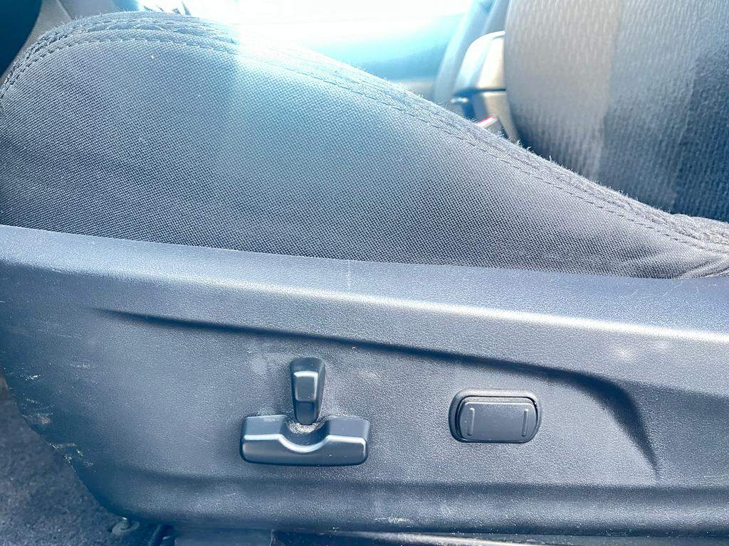 /rahmanmotors/2012-Subaru-Outback-48460814820298137.jpg