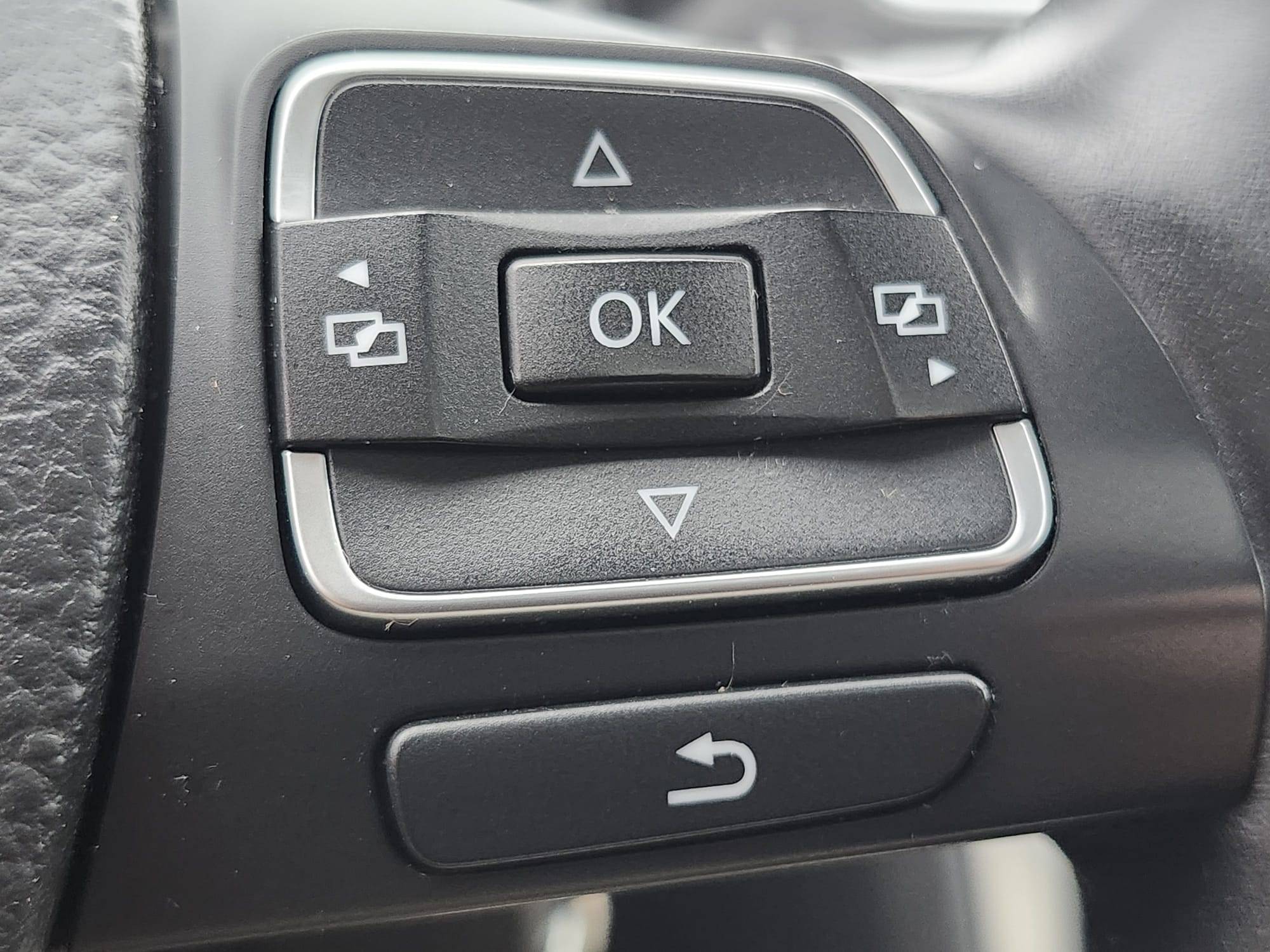 /rahmanmotors/2012-Volkswagen-Passat-6773992556468014.jpg
