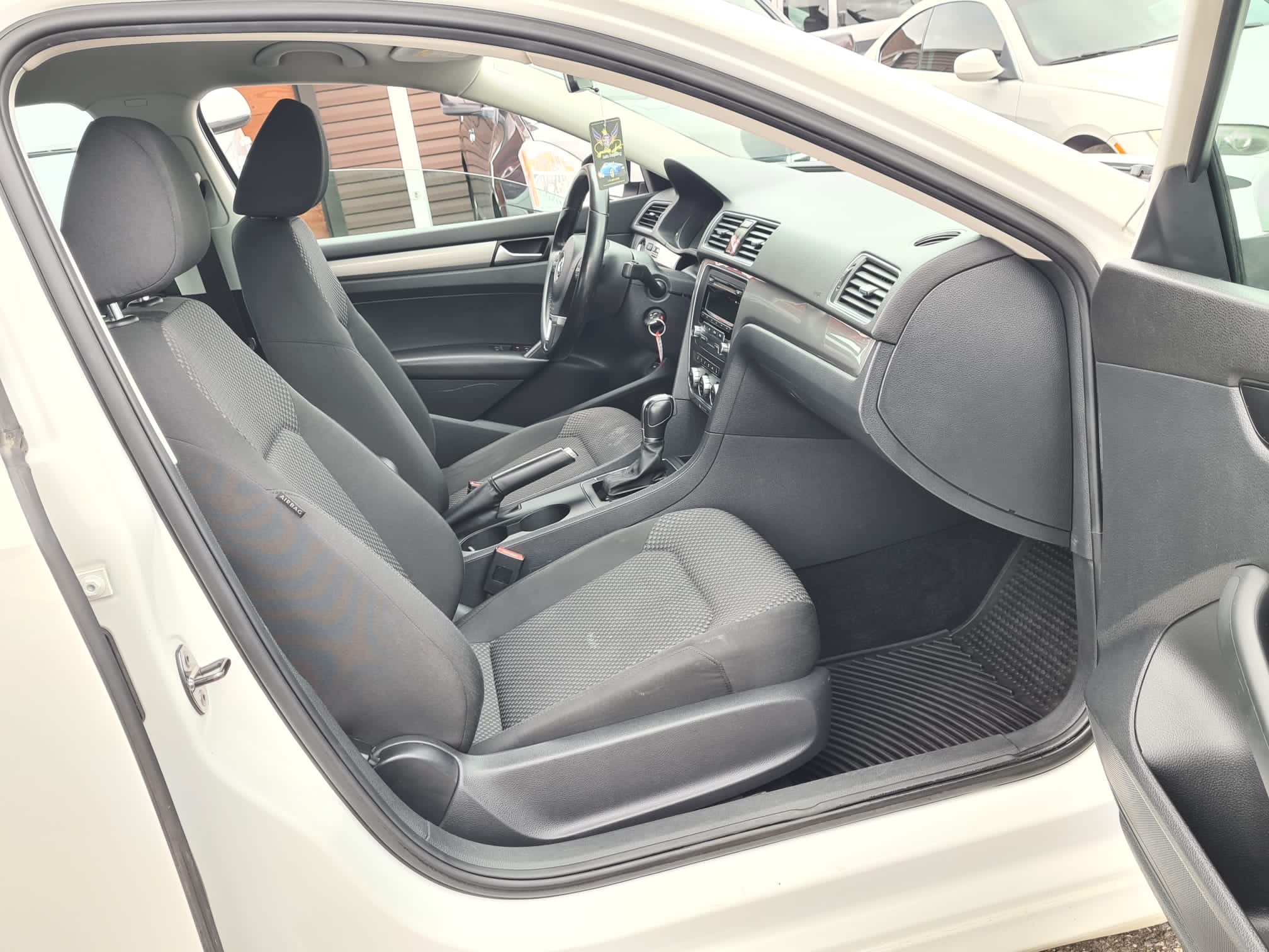 /rahmanmotors/2012-Volkswagen-Passat-9085558214193541.jpg