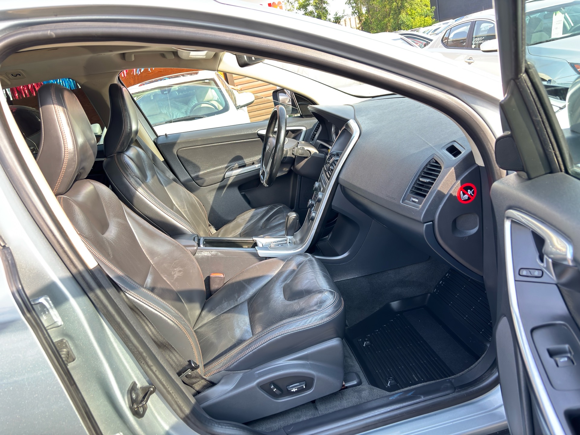 /rahmanmotors/2012-Volvo-XC60-7123871672136146.jpg