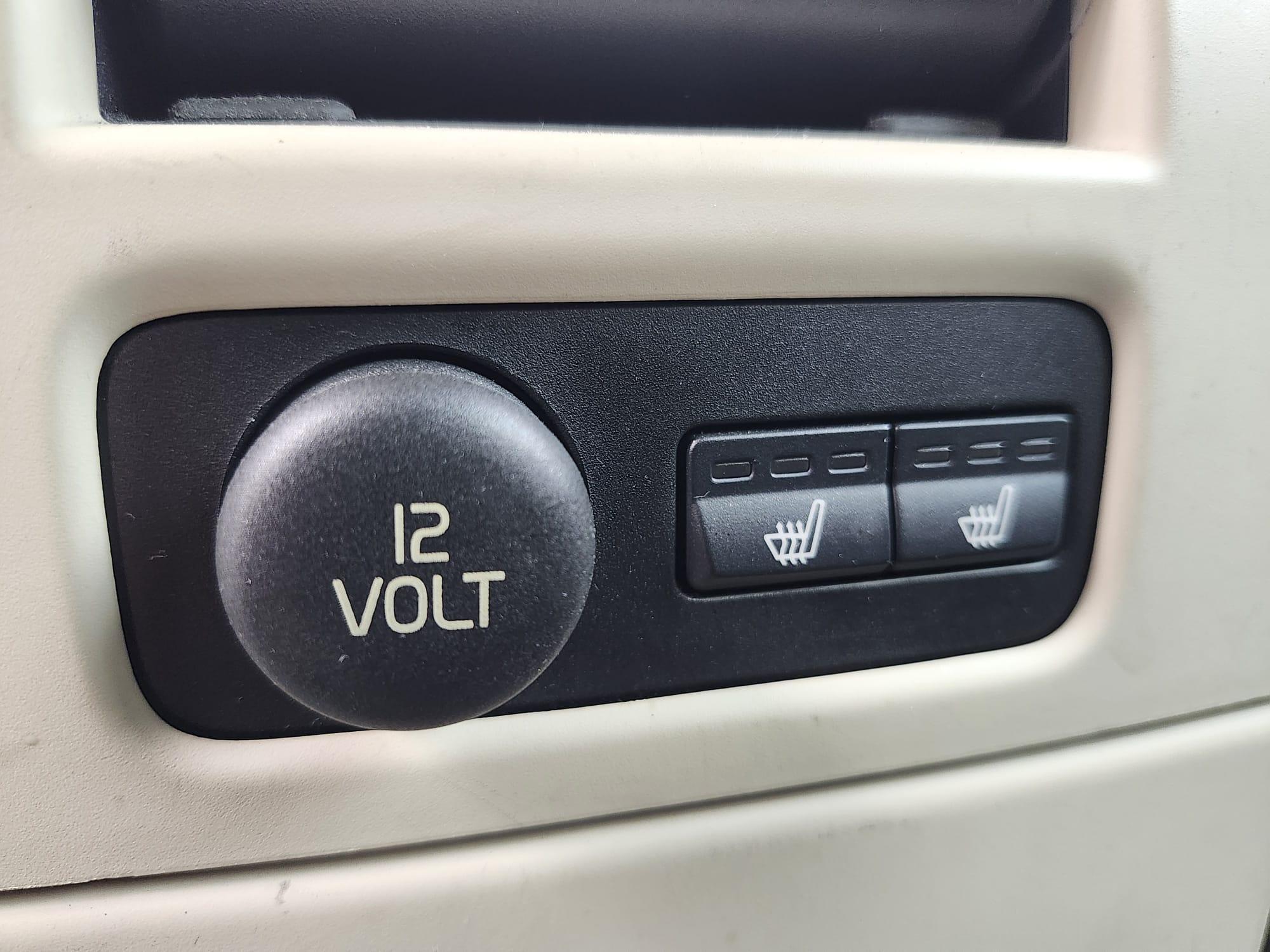 /rahmanmotors/2012-Volvo-XC70-8005937563135039.jpg