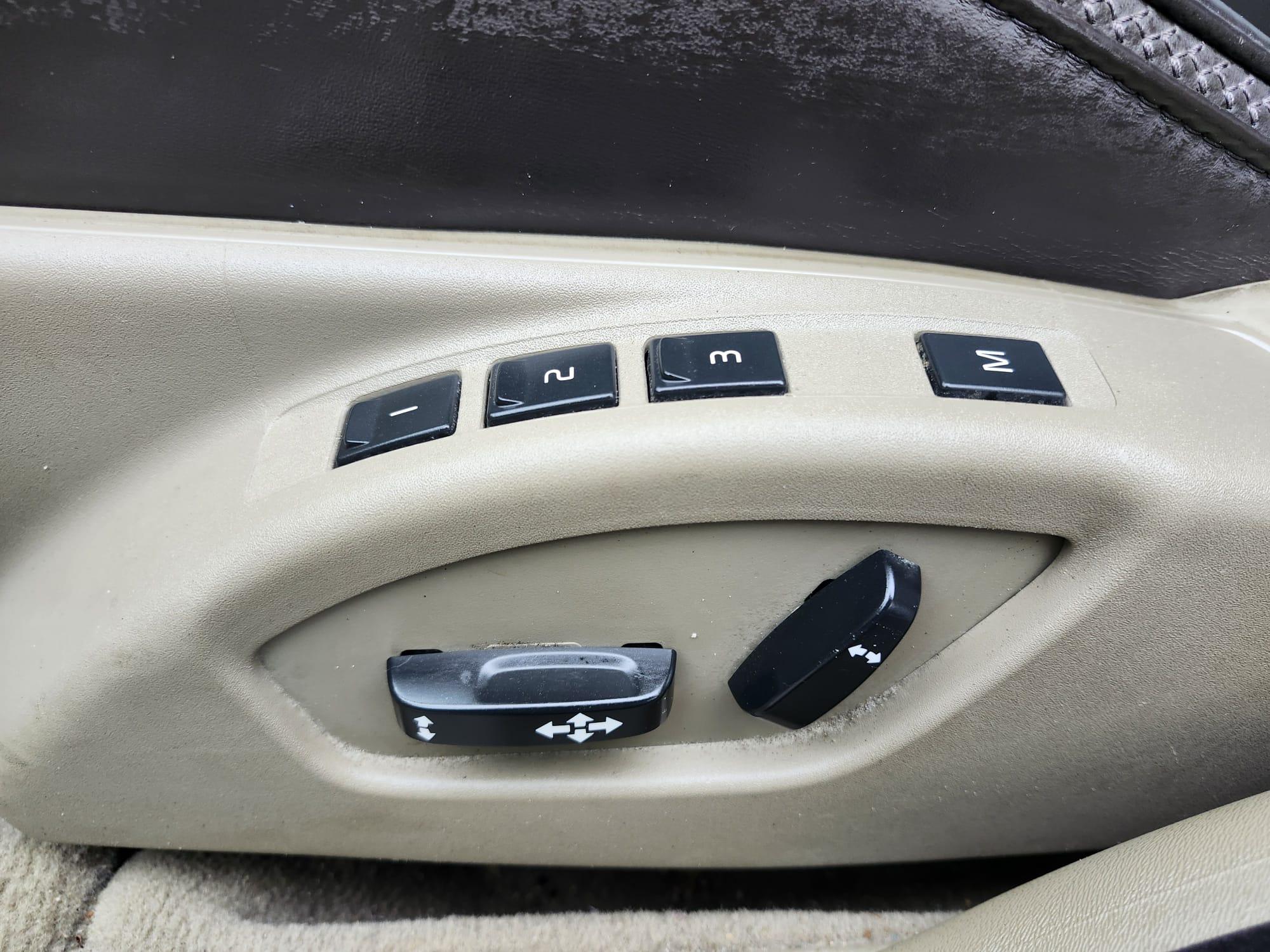 /rahmanmotors/2012-Volvo-XC70-880964909551434.jpg