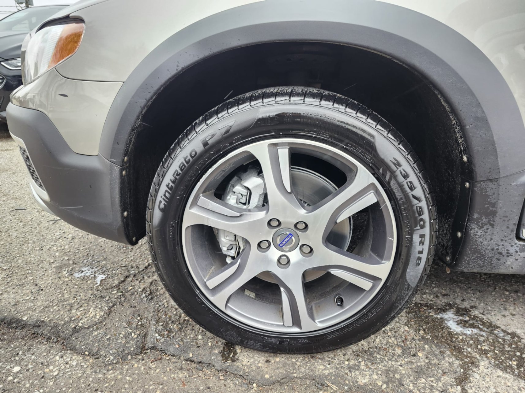 /rahmanmotors/2012-Volvo-XC70-9419657808515662.jpg