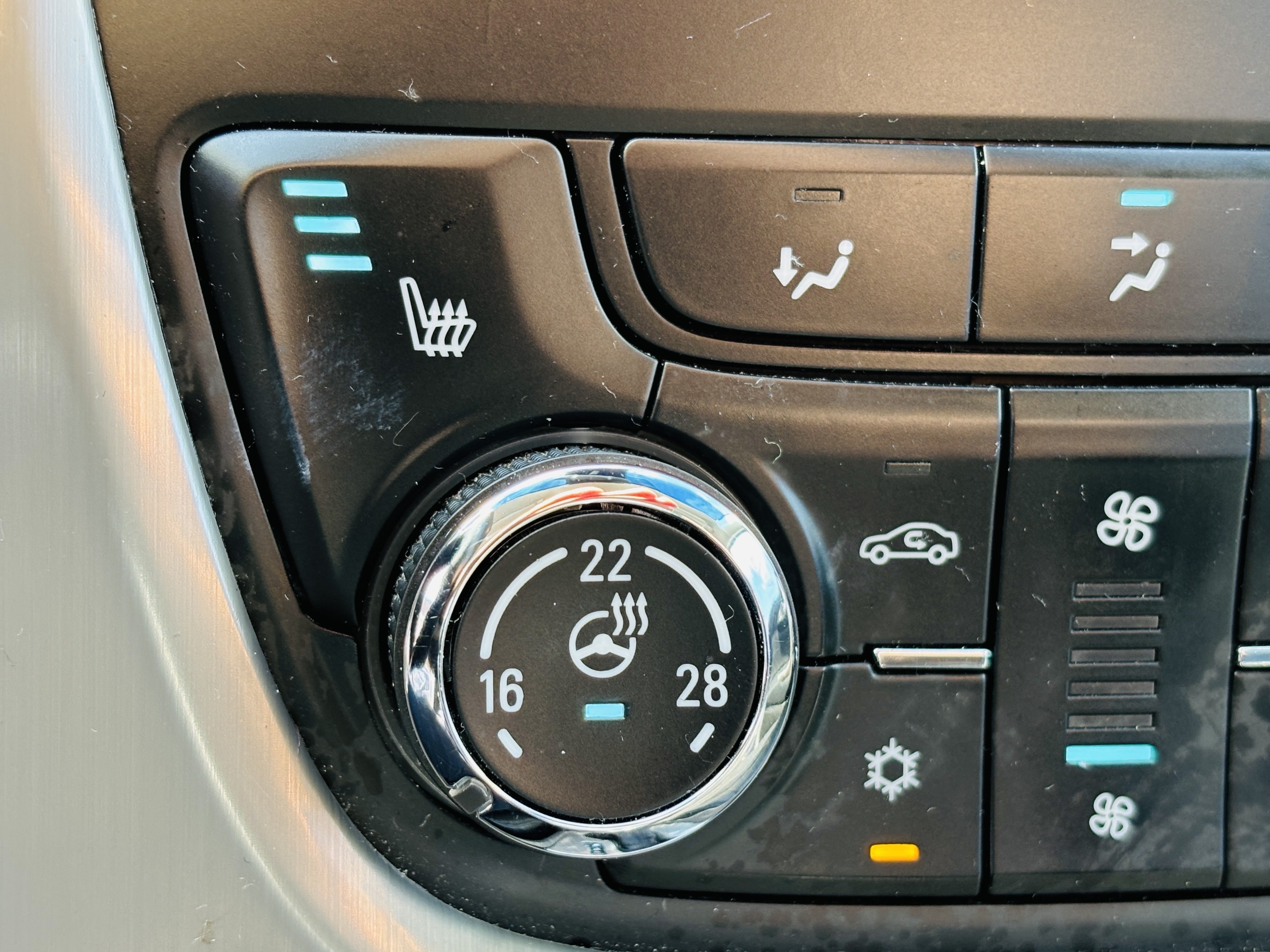 /rahmanmotors/2013-Buick-Verano-5851981929284797.jpg
