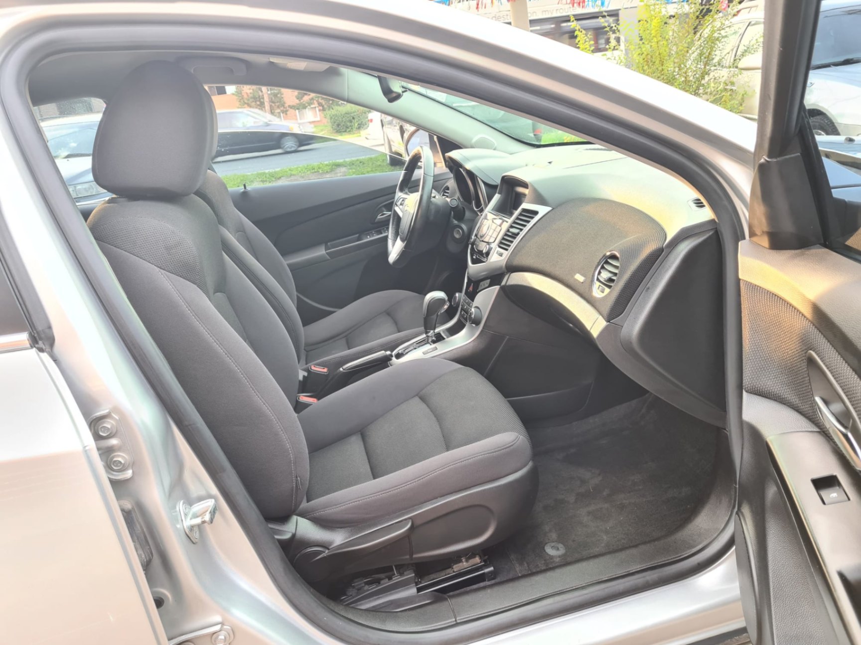 /rahmanmotors/2013-Chevrolet-Cruze-2414388644351939.jpg