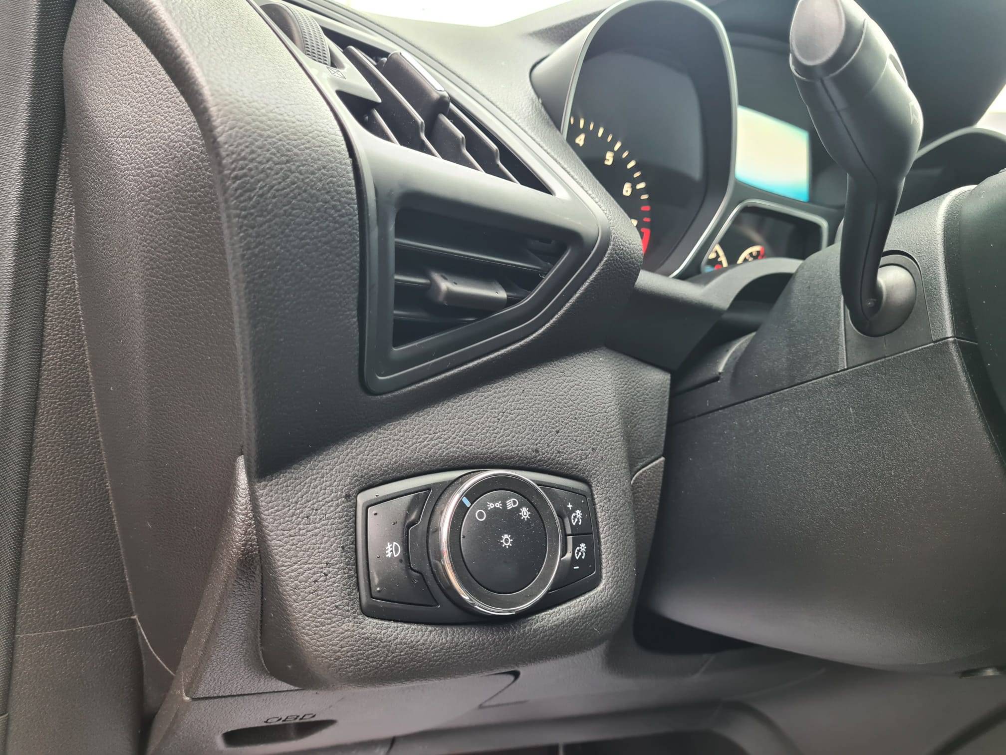 /rahmanmotors/2013-Ford-Escape-21775843778519977.jpg