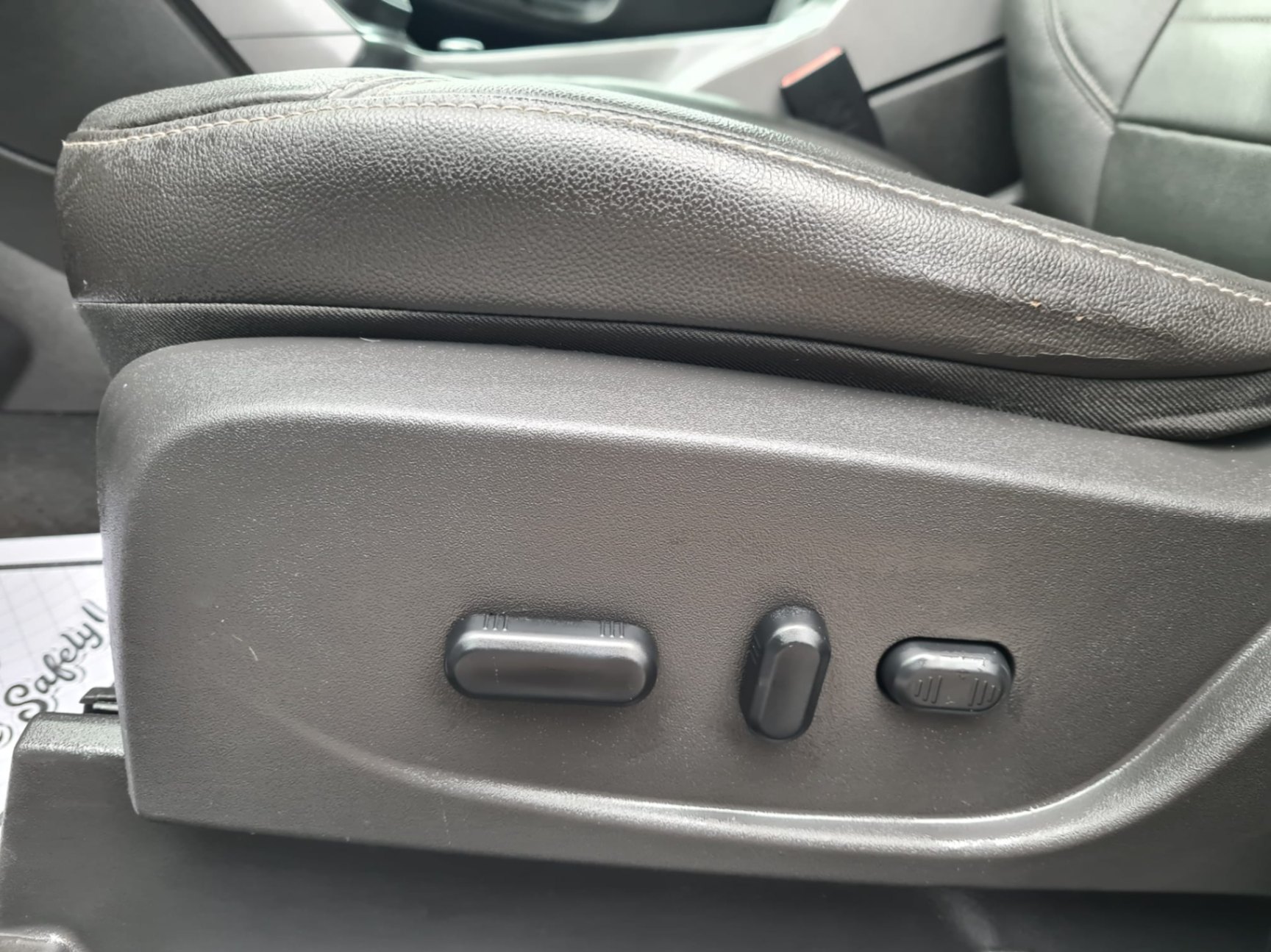 /rahmanmotors/2013-Ford-Escape-5019129061169174.jpg