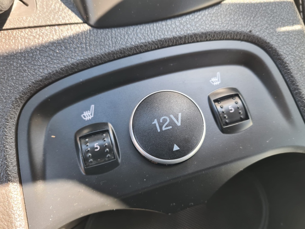 /rahmanmotors/2013-Ford-Focus-23851236081371985.jpg