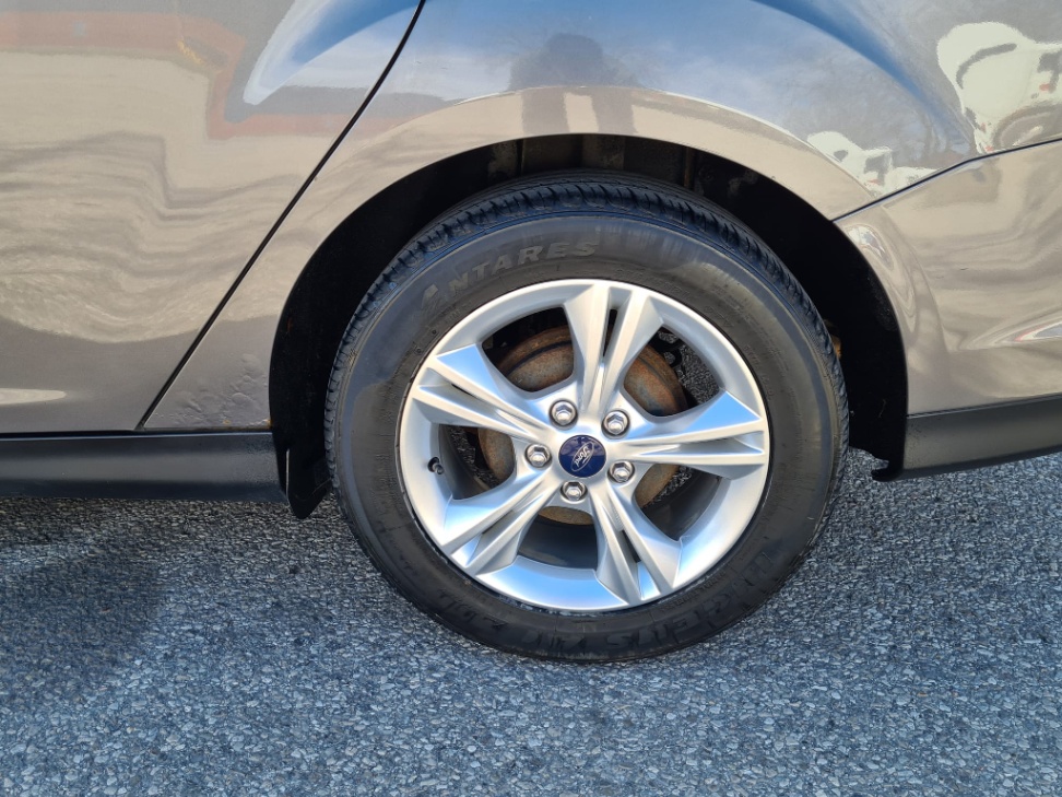 /rahmanmotors/2013-Ford-Focus-6947001548032072.jpg