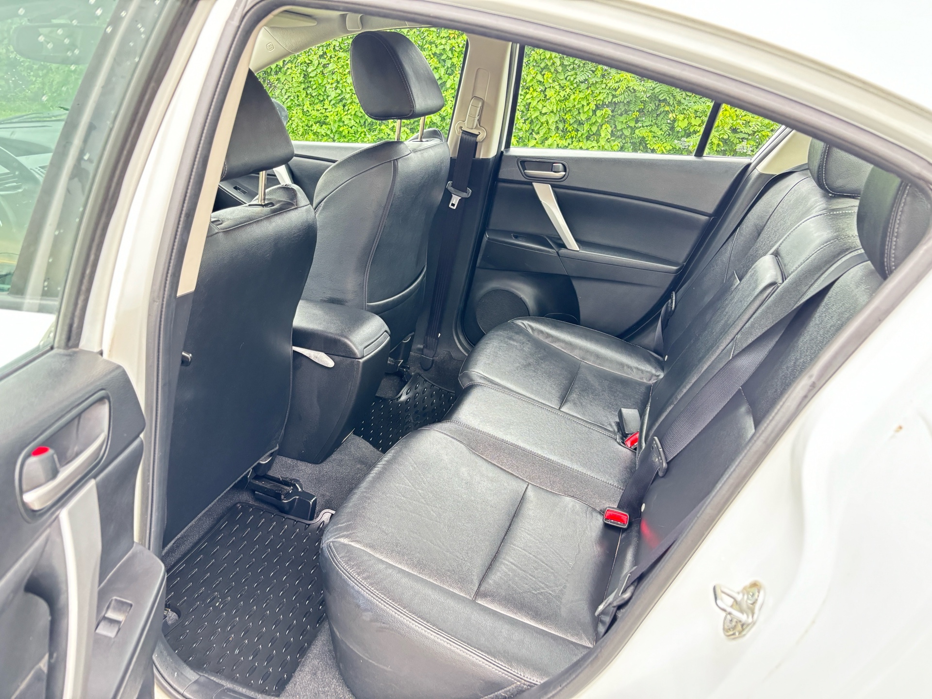 /rahmanmotors/2013-Mazda-Mazda3-5026388585721933.jpg