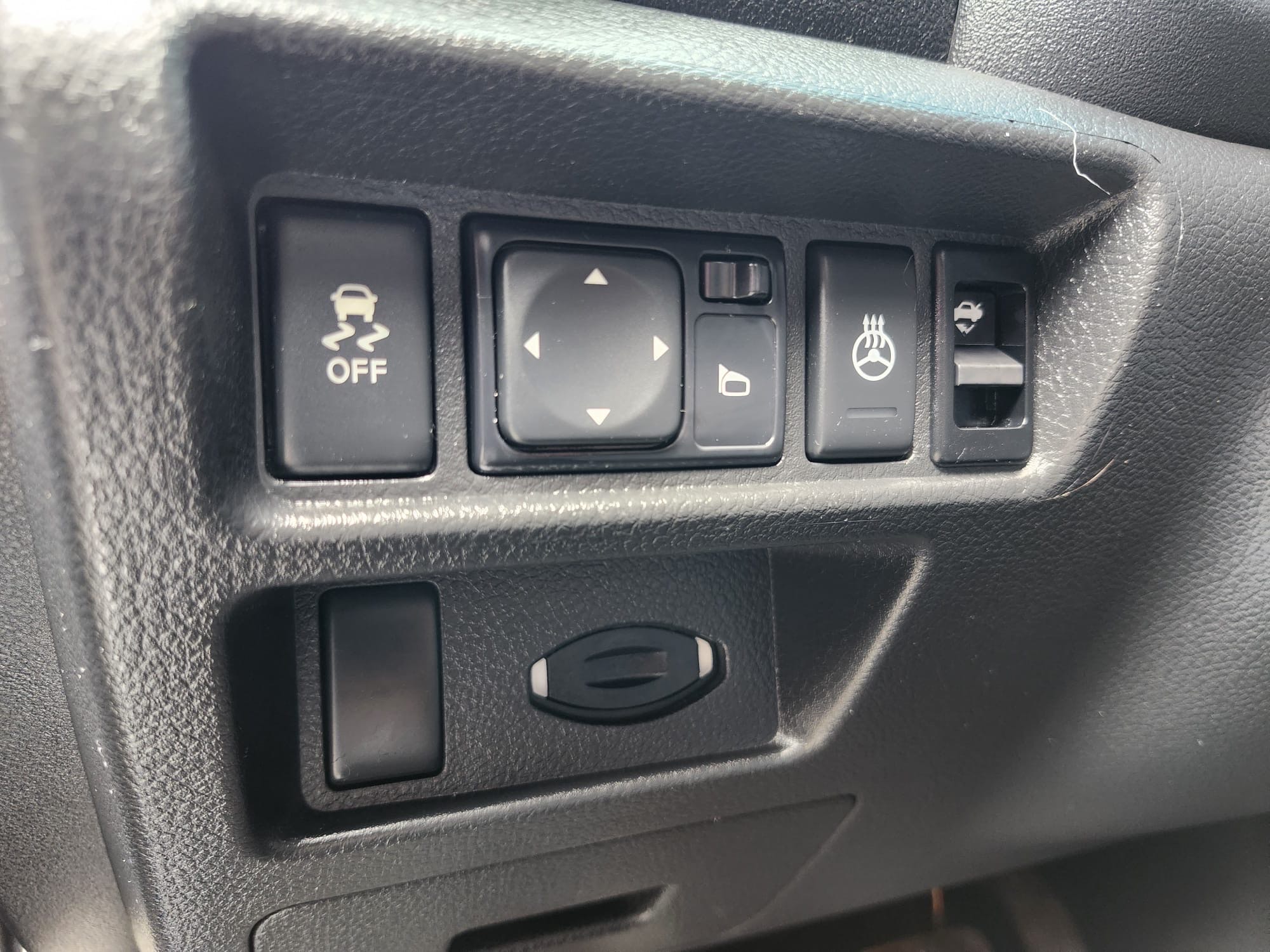 /rahmanmotors/2013-Nissan-Maxima-038226867064322656.jpg