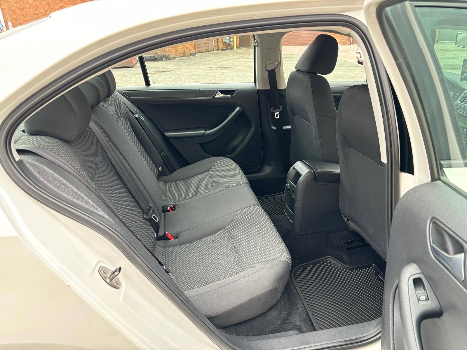 /rahmanmotors/2013-Volkswagen-Jetta-21670271743337133.jpg