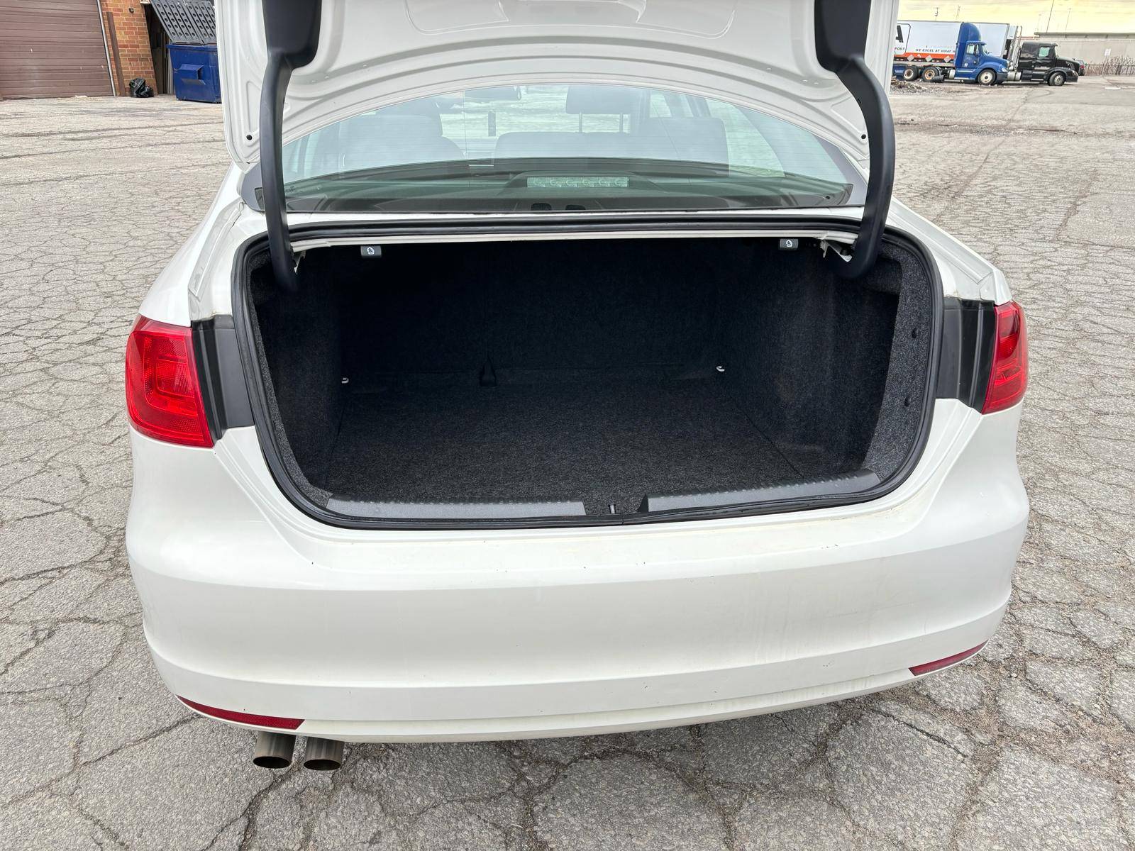 /rahmanmotors/2013-Volkswagen-Jetta-2798681870769886.jpg