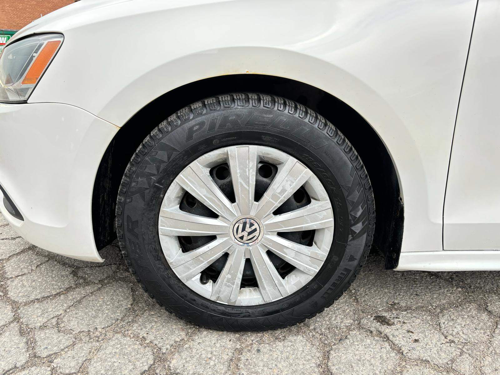 /rahmanmotors/2013-Volkswagen-Jetta-5673746178237487.jpg