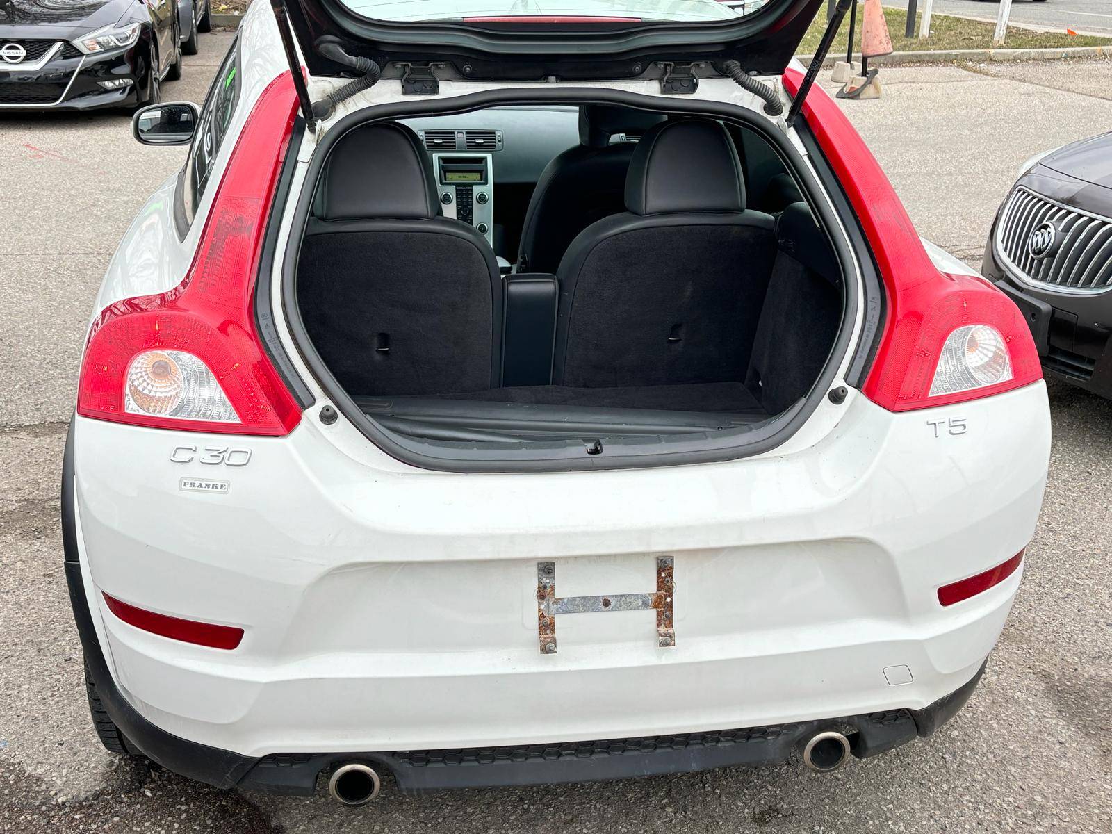 /rahmanmotors/2013-Volvo-C30-300314841814737.jpg