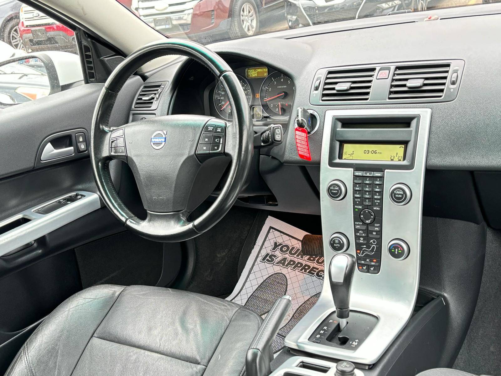 /rahmanmotors/2013-Volvo-C30-825373204192029.jpg