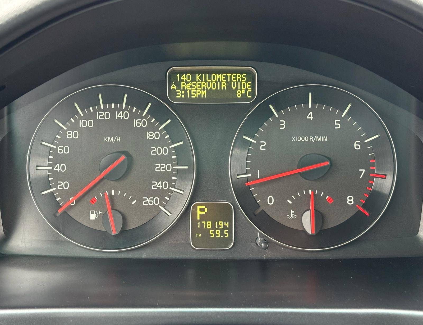 /rahmanmotors/2013-Volvo-C30-954040301355626.jpg