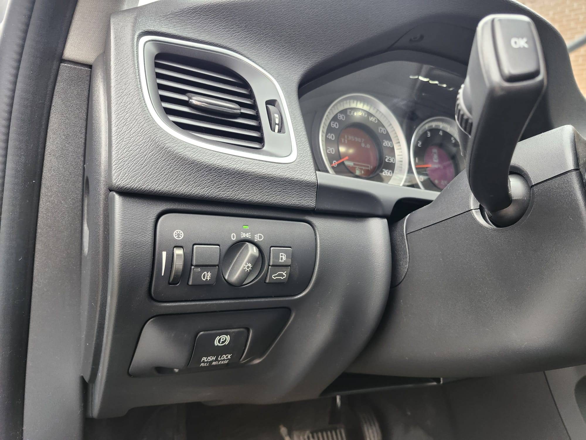 /rahmanmotors/2013-Volvo-S60-5891955607490198.jpg