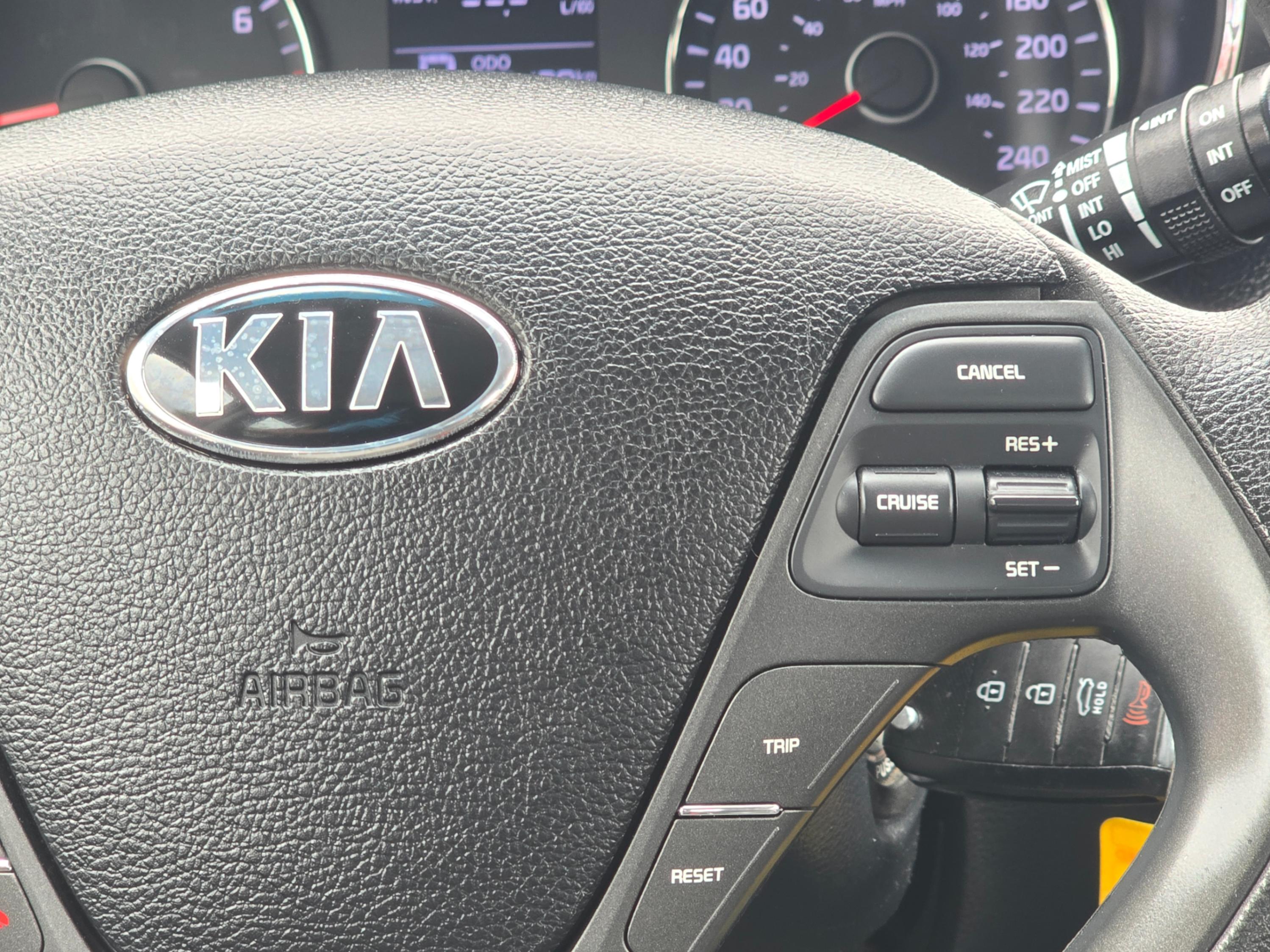 /rahmanmotors/2014-Kia-Forte5-Door-25159385193343575.jpg