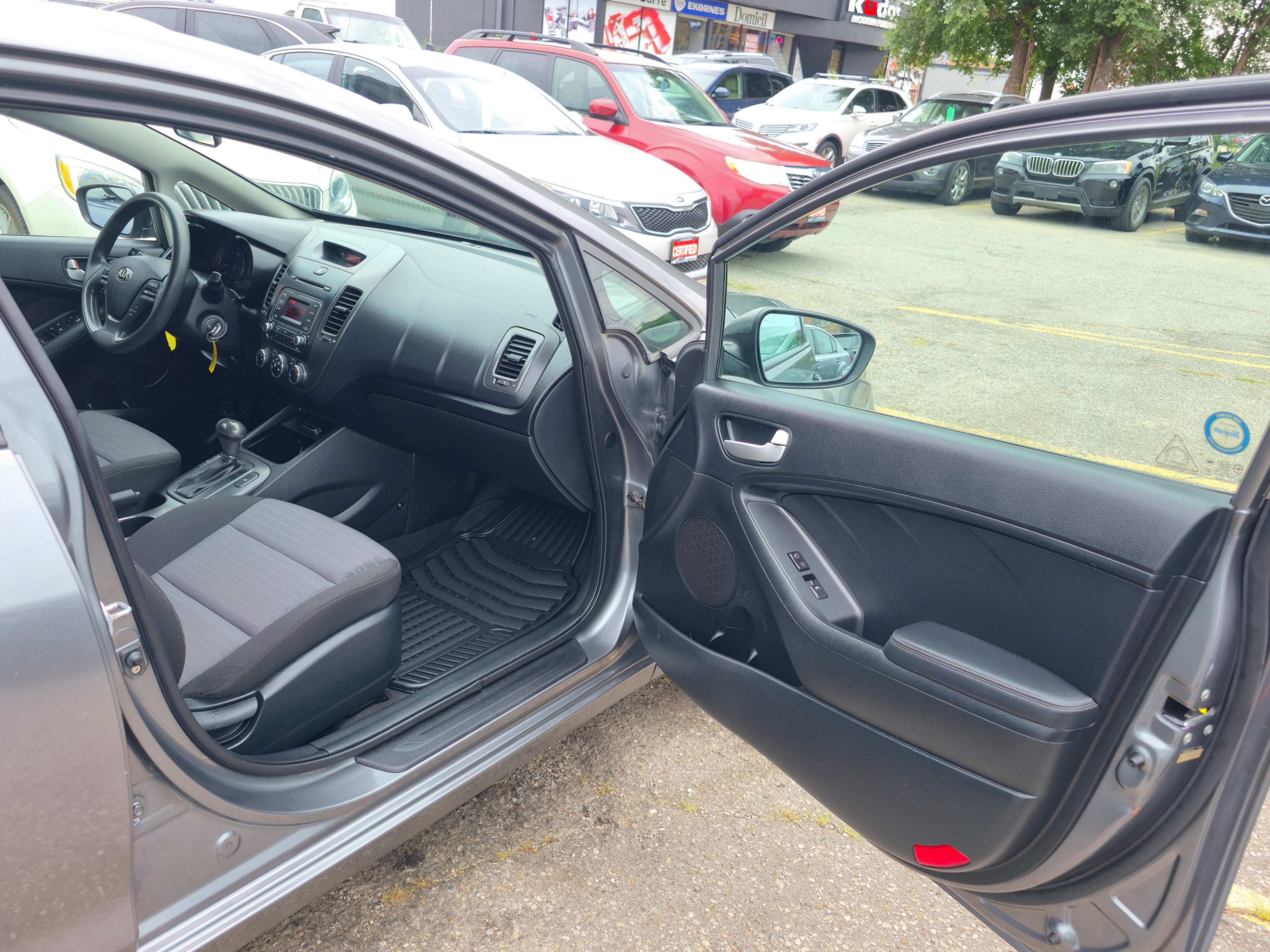 /rahmanmotors/2014-Kia-Forte5-Door-5444784754547793.jpg
