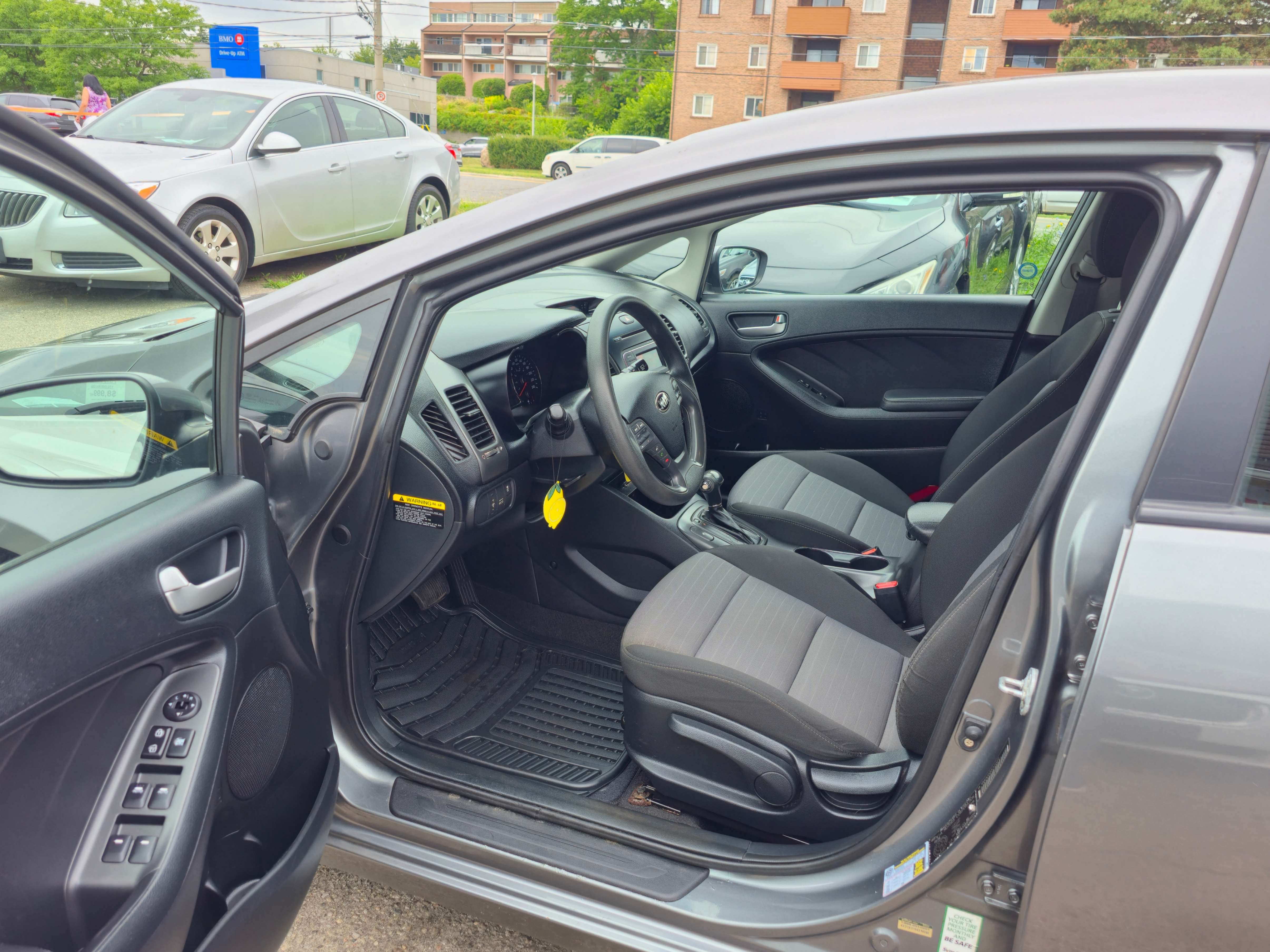 /rahmanmotors/2014-Kia-Forte5-Door-676737605667399.jpg