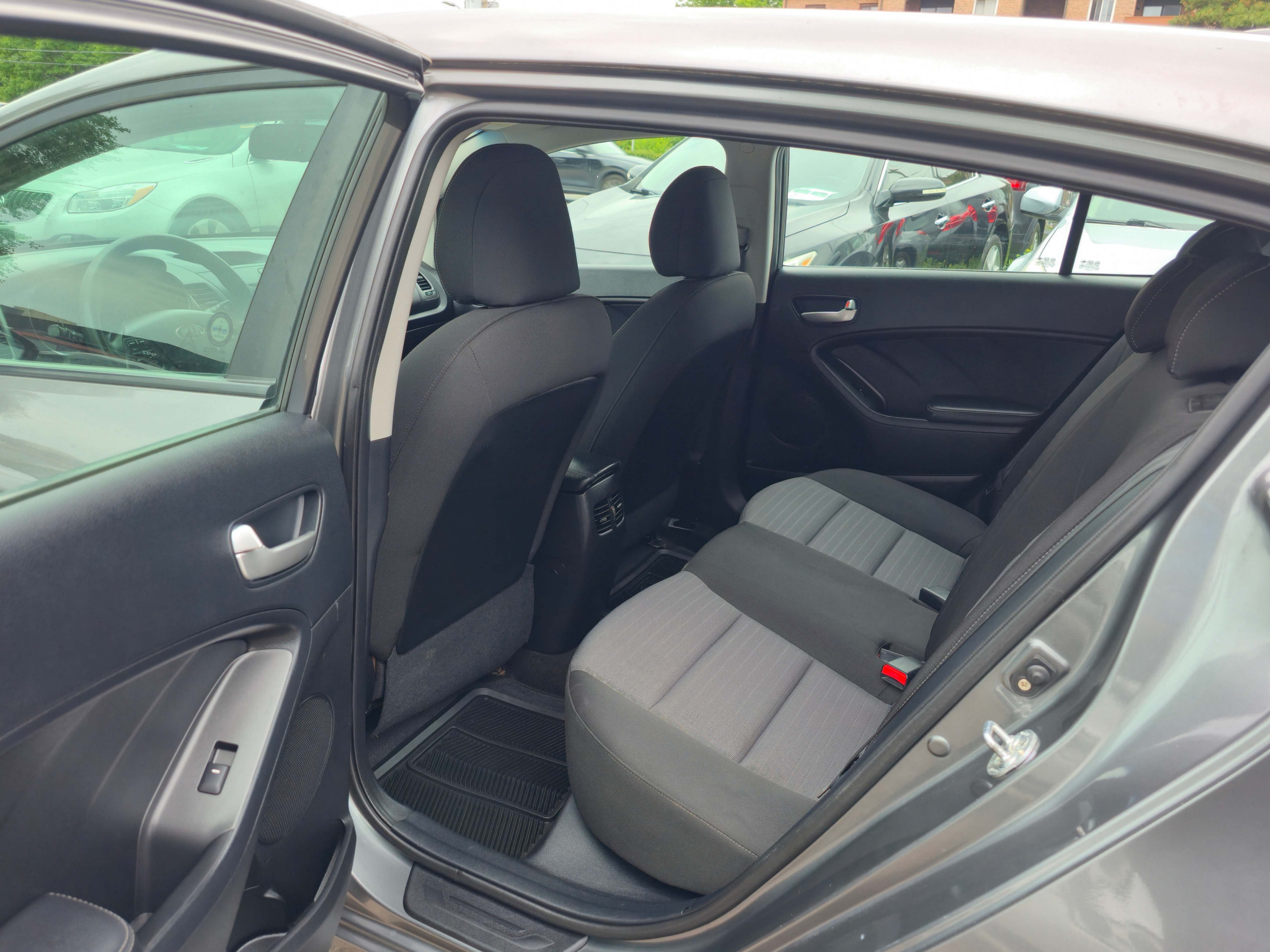 /rahmanmotors/2014-Kia-Forte5-Door-8117859825513354.jpg