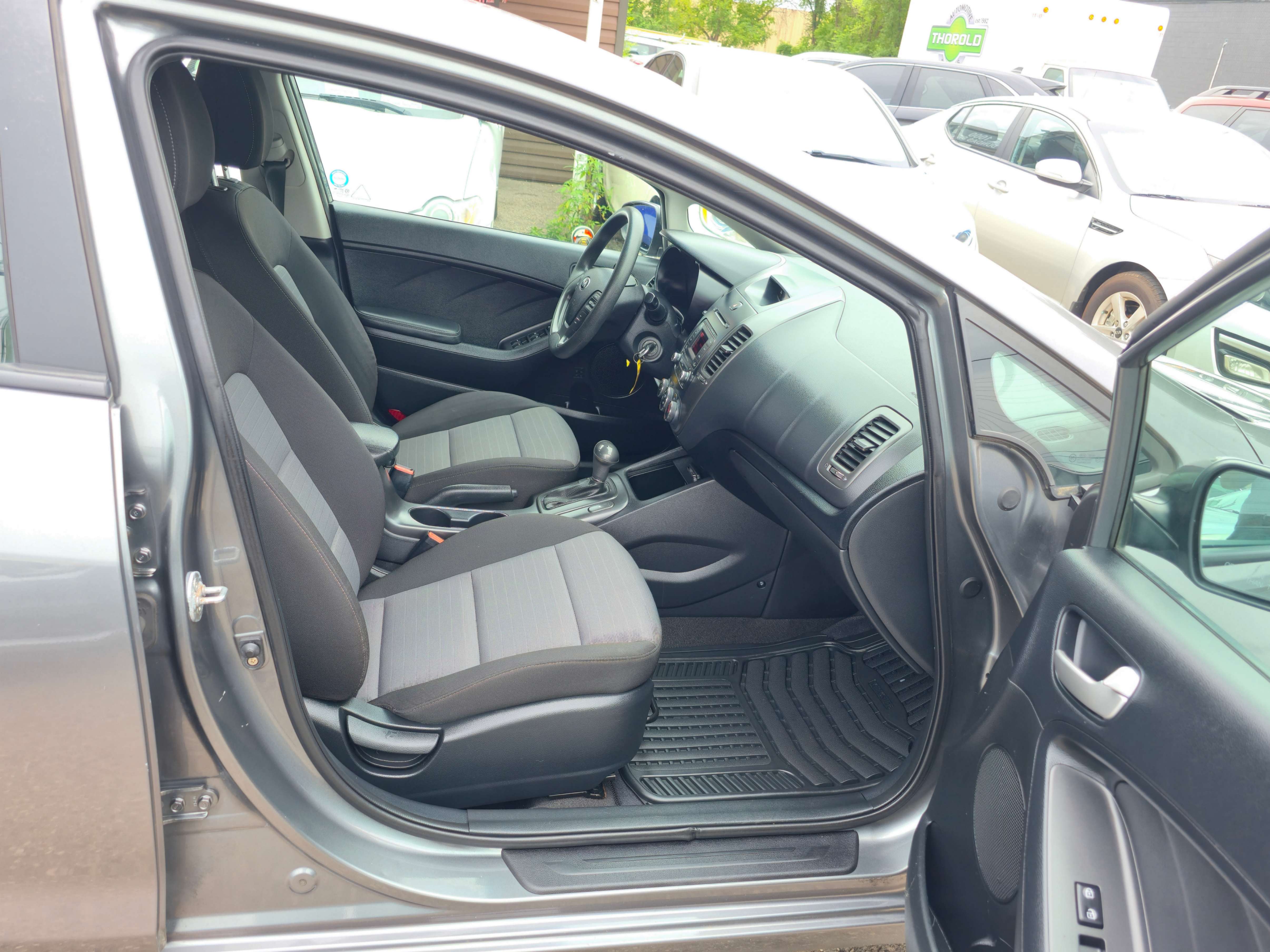 /rahmanmotors/2014-Kia-Forte5-Door-9474454080033494.jpg