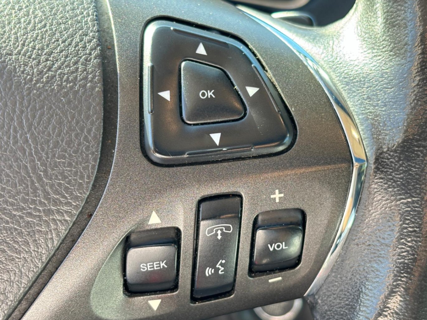 /rahmanmotors/2014-Lincoln-MKT-07572622643103055.jpg