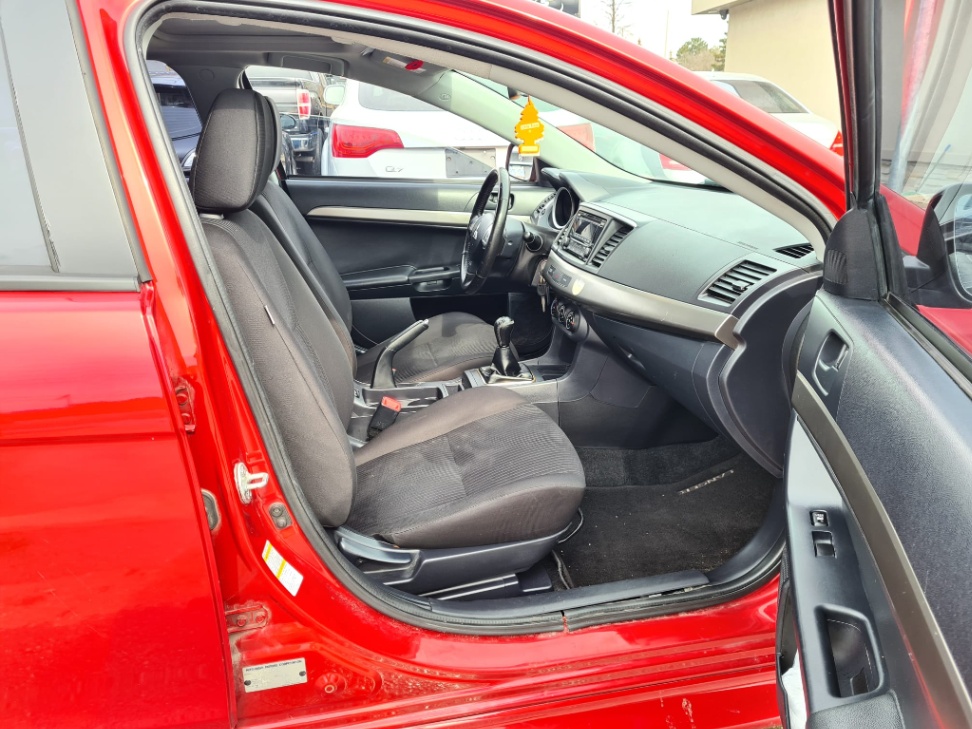 /rahmanmotors/2014-Mitsubishi-Lancer-20262073087308385.jpg