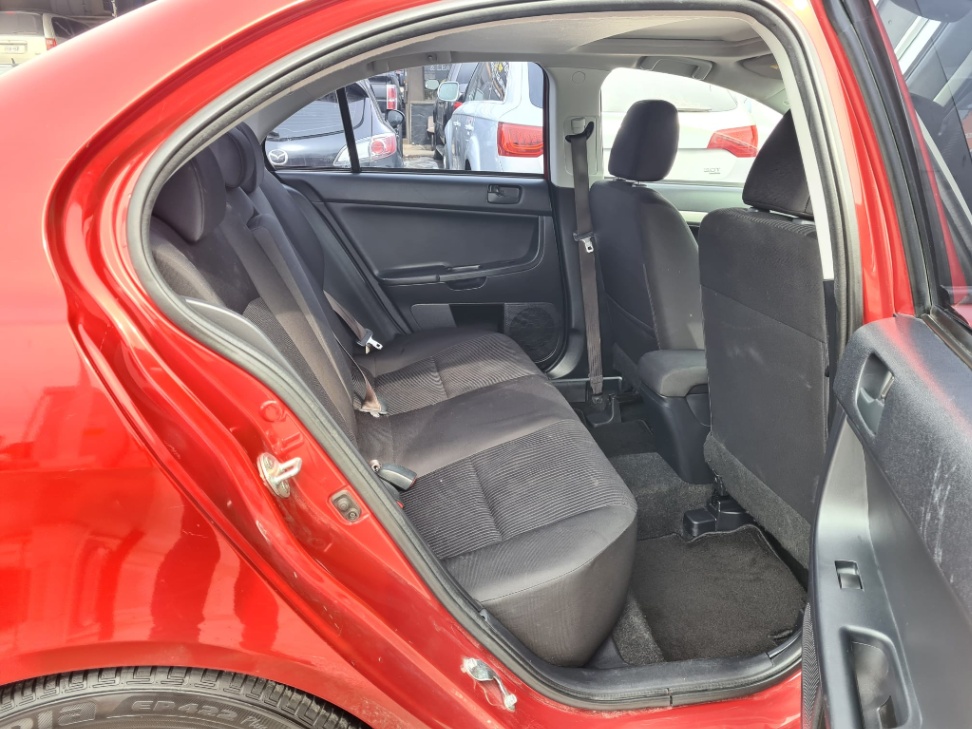 /rahmanmotors/2014-Mitsubishi-Lancer-8080566021413229.jpg