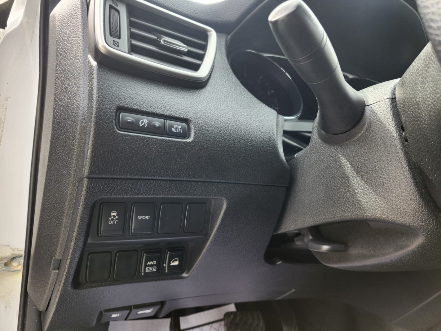 /rahmanmotors/2014-Nissan-Rogue-5517936473525364.jpg