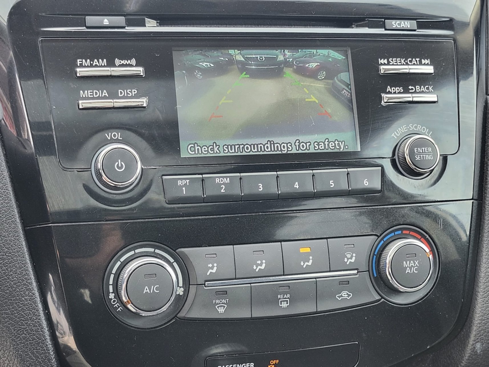 /rahmanmotors/2014-Nissan-Rogue-7455341068653172.jpg