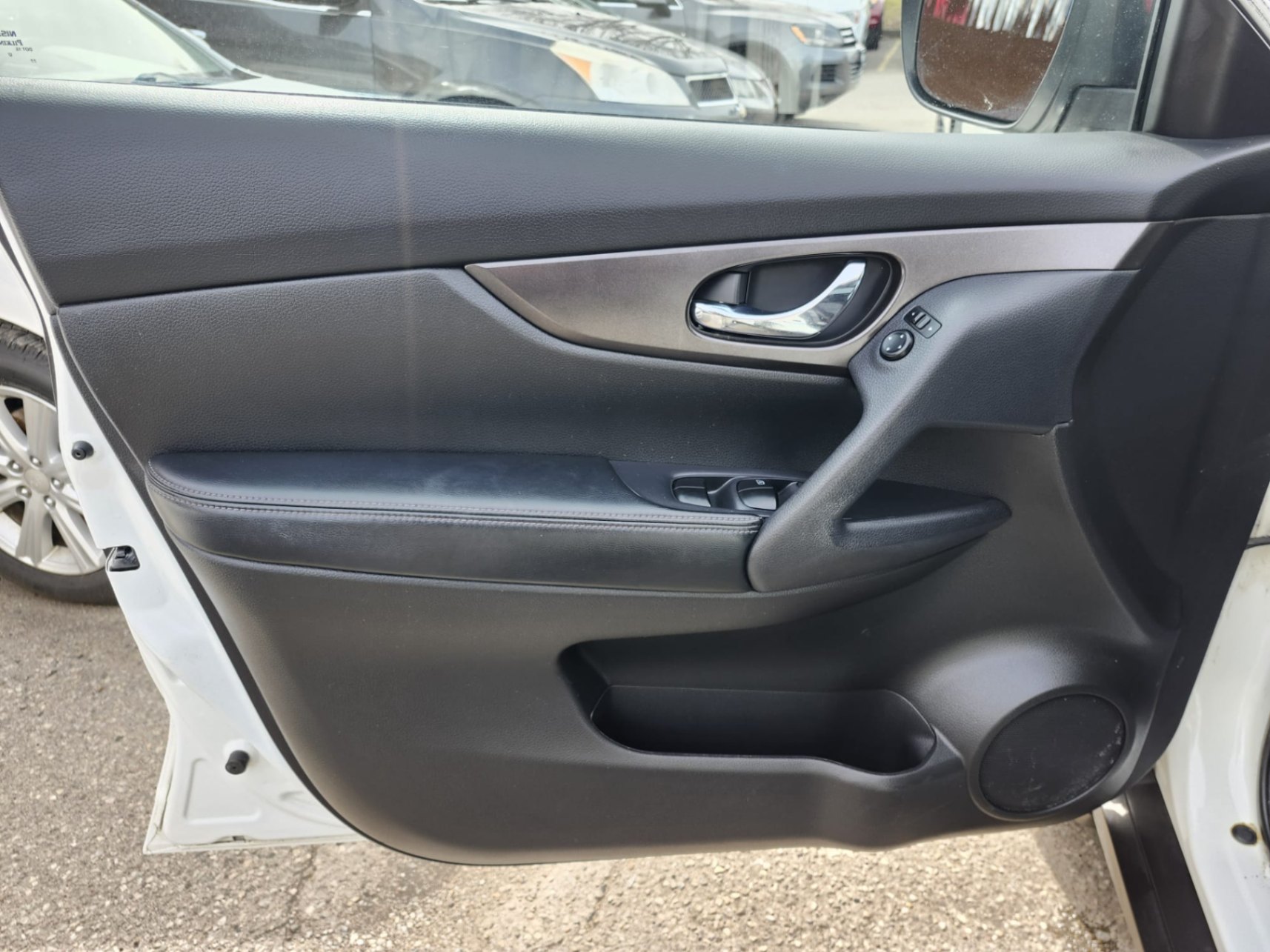 /rahmanmotors/2014-Nissan-Rogue-8140997554249545.jpg