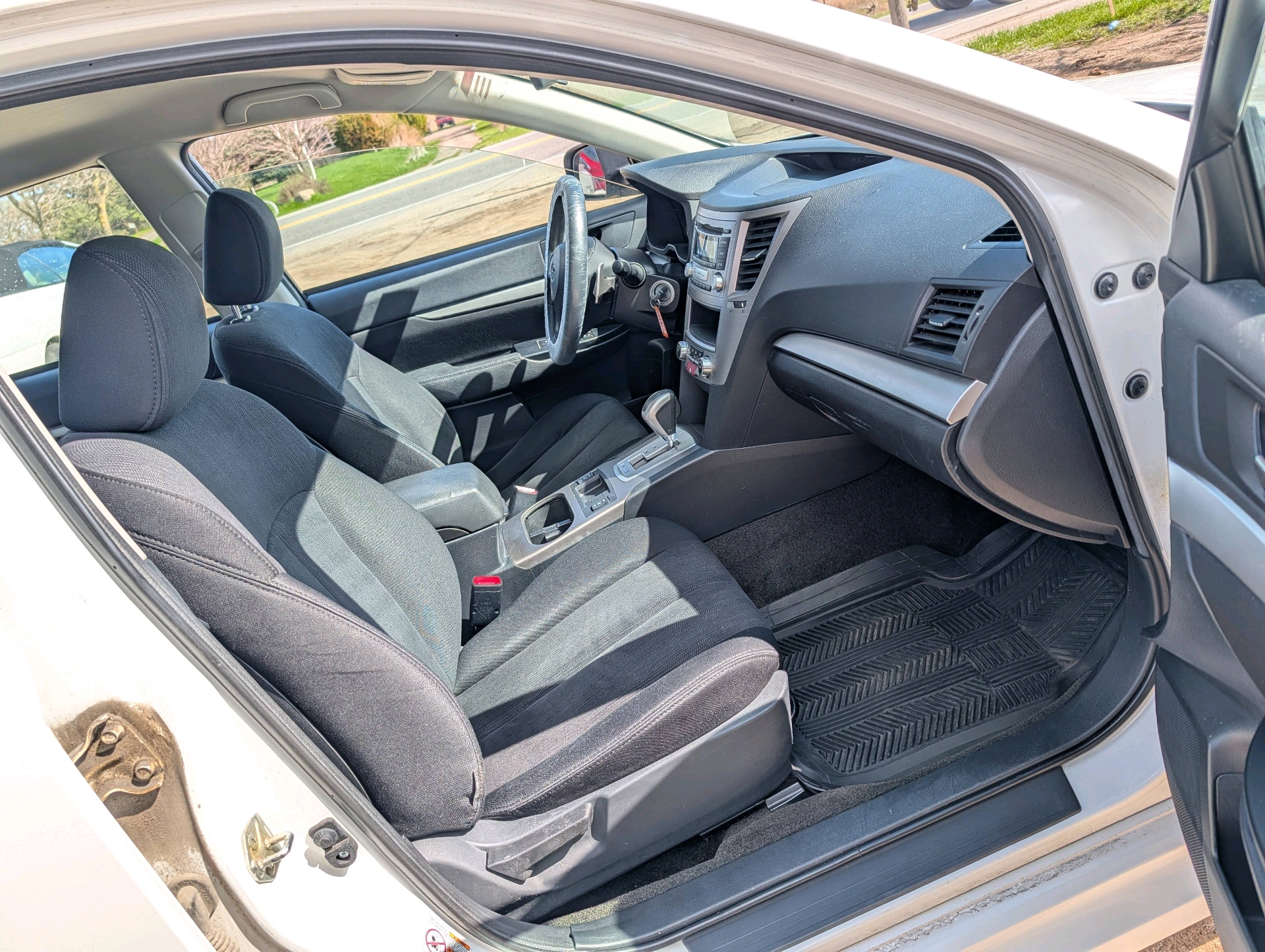 /rahmanmotors/2014-Subaru-Legacy-8961945757099368.jpg