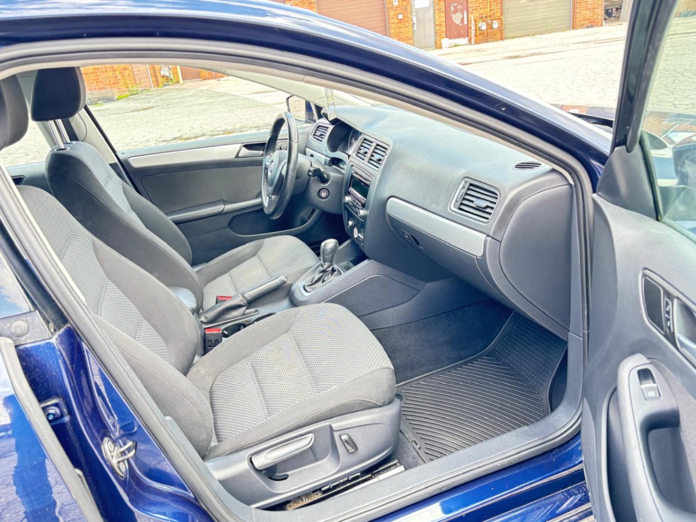 /rahmanmotors/2014-Volkswagen-Jetta-6714443737258804.jpg