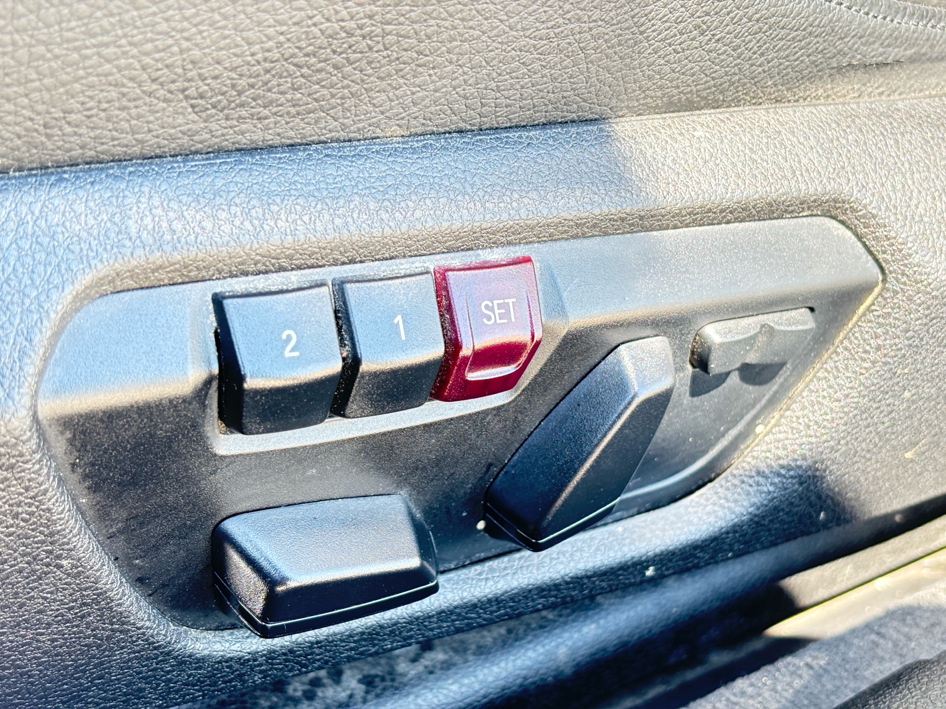 /rahmanmotors/2015-BMW-3Series-5158967877393901.jpg