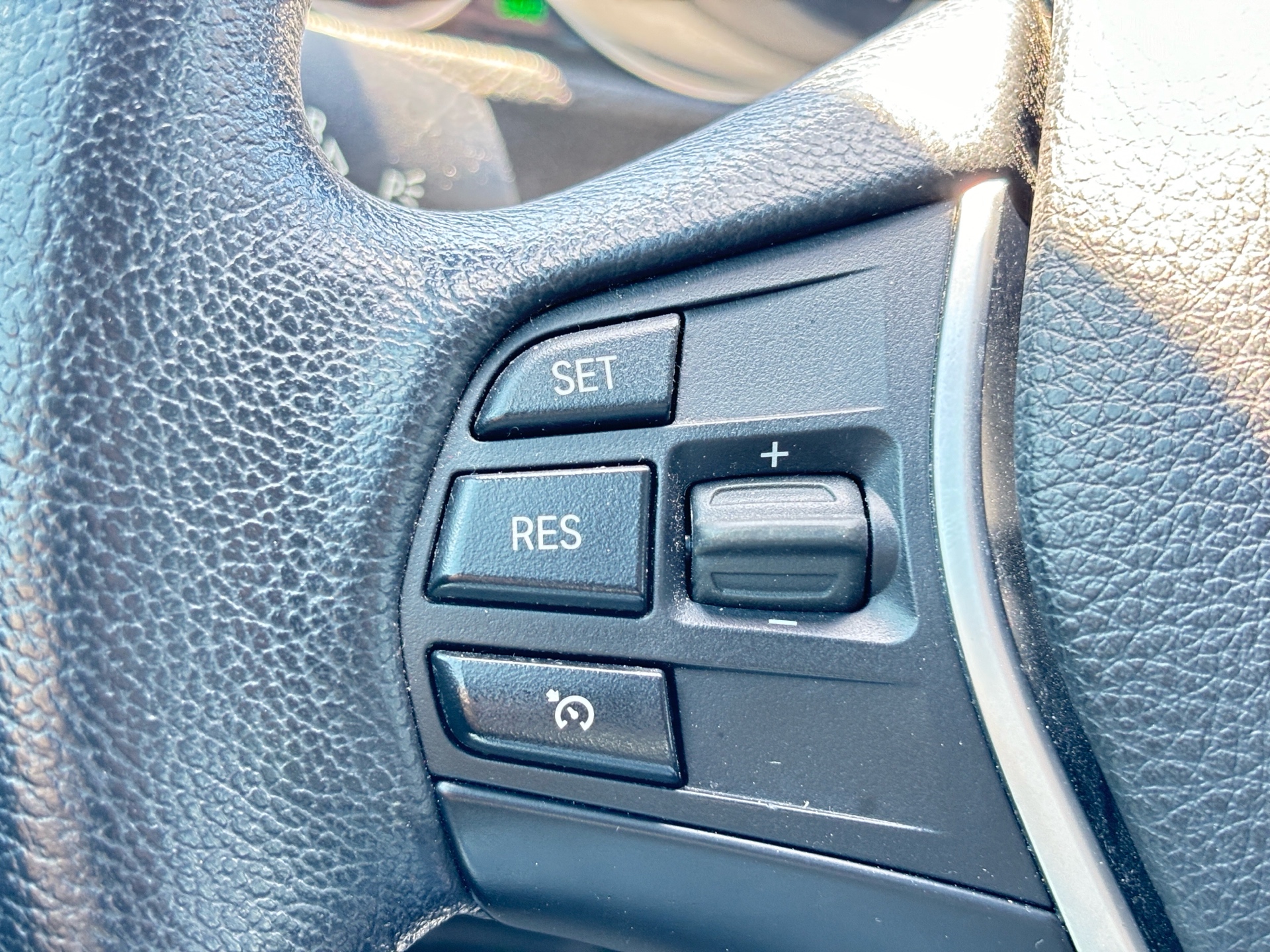 /rahmanmotors/2015-BMW-3Series-5348389614488758.jpg
