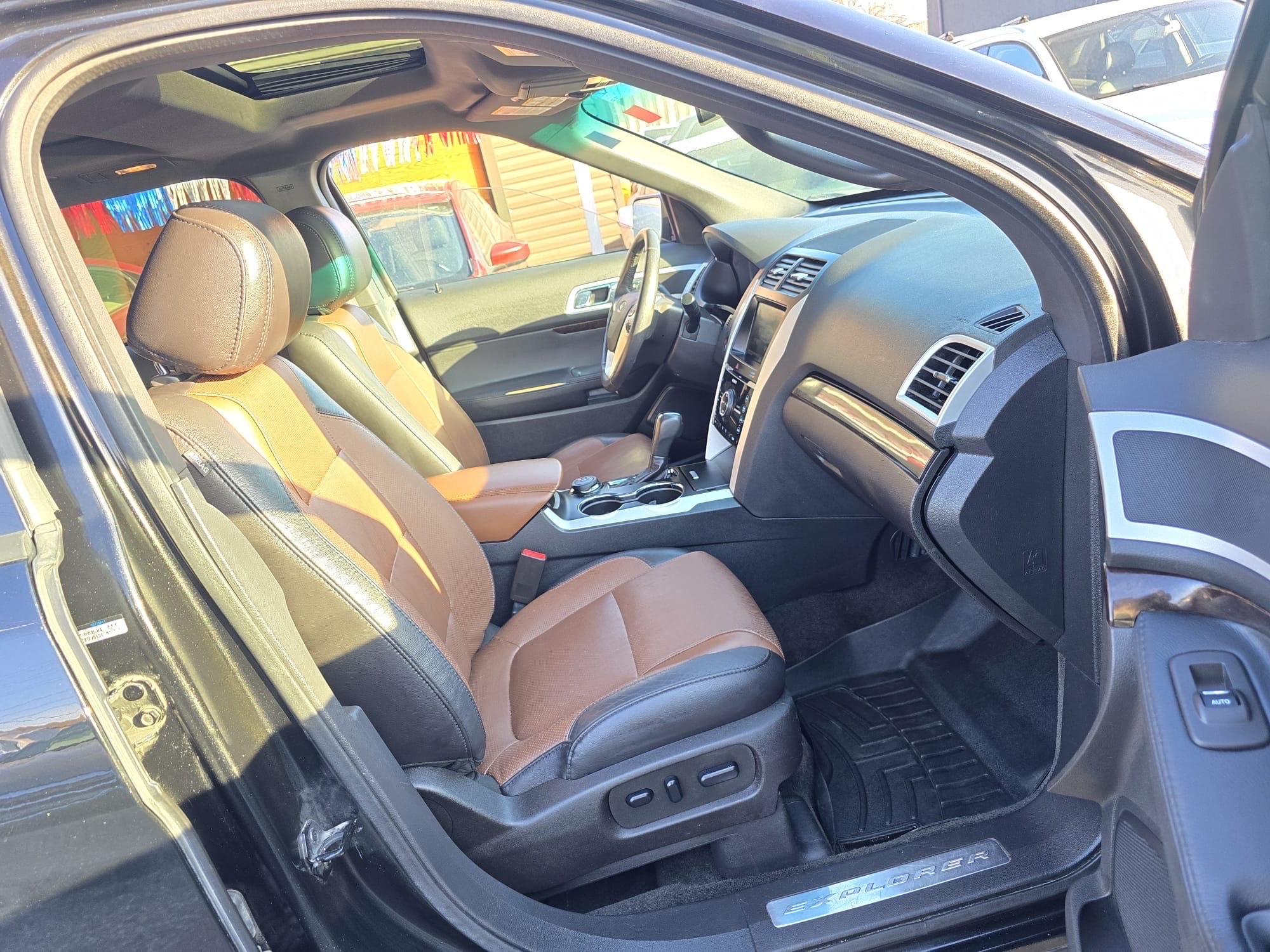 /rahmanmotors/2015-Ford-Explorer-16119041108092524.jpg
