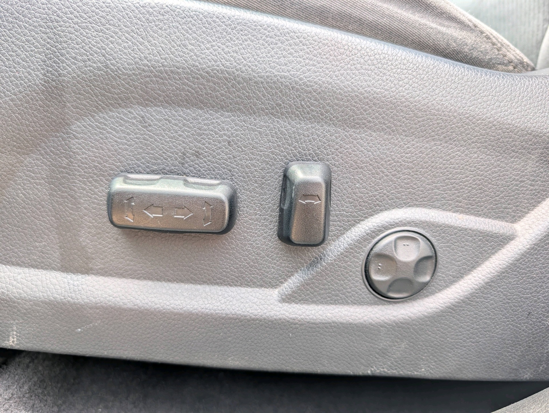 /rahmanmotors/2015-Hyundai-SantaFe-37079233244656784.jpg