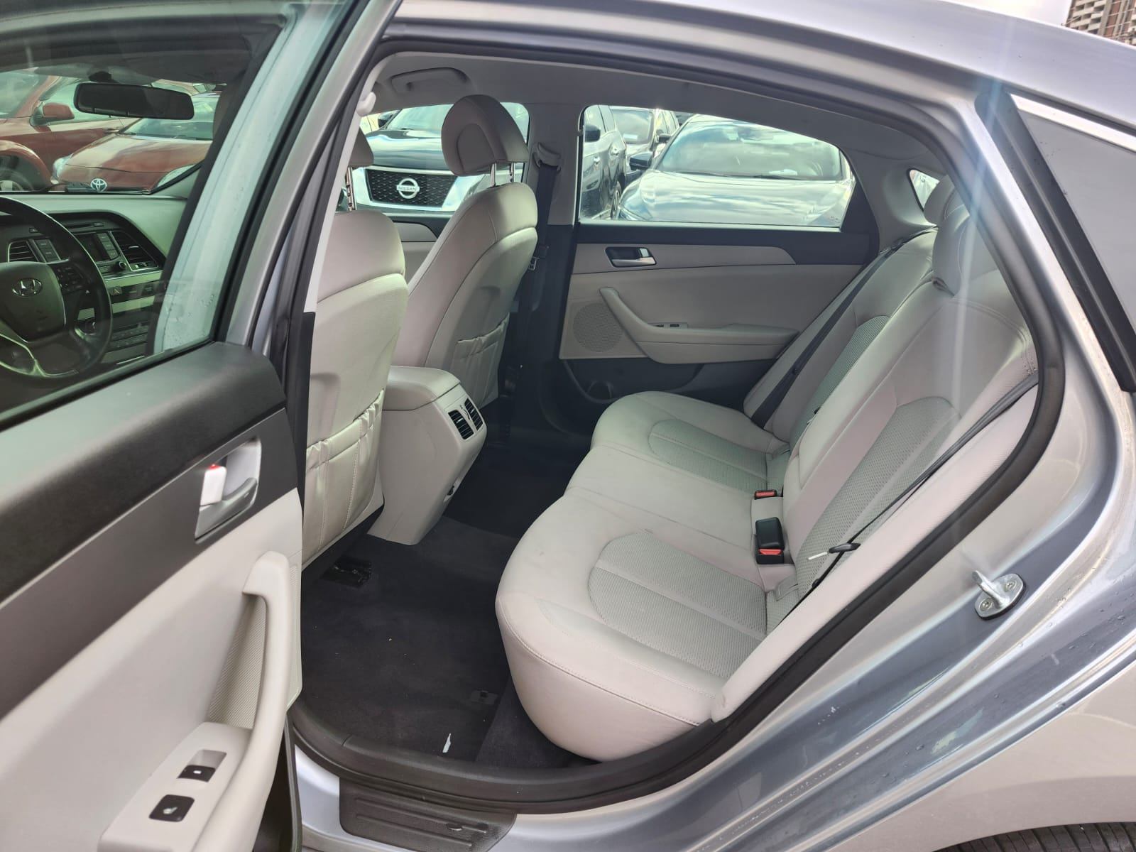 /rahmanmotors/2015-Hyundai-Sonata-11050426860804174.jpg