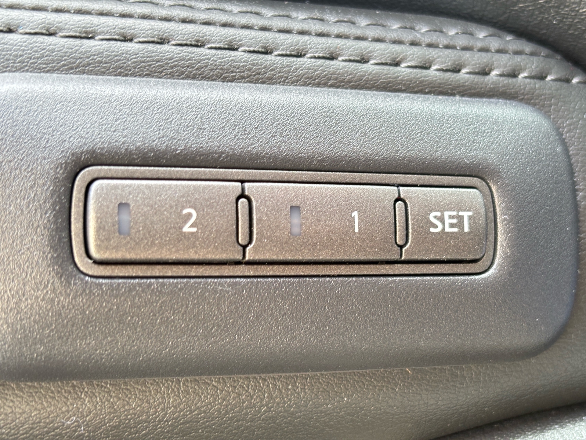 /rahmanmotors/2015-INFINITI-QX60-12215543033008847.jpg