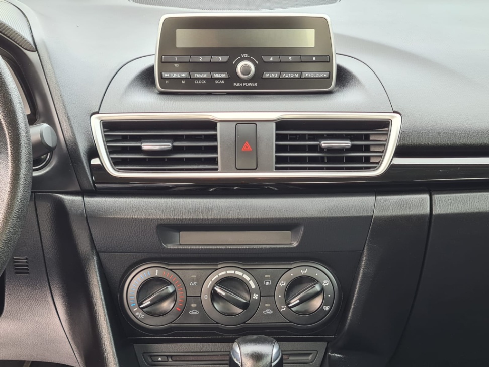 /rahmanmotors/2015-Mazda-Mazda3-04687892806447924.jpg
